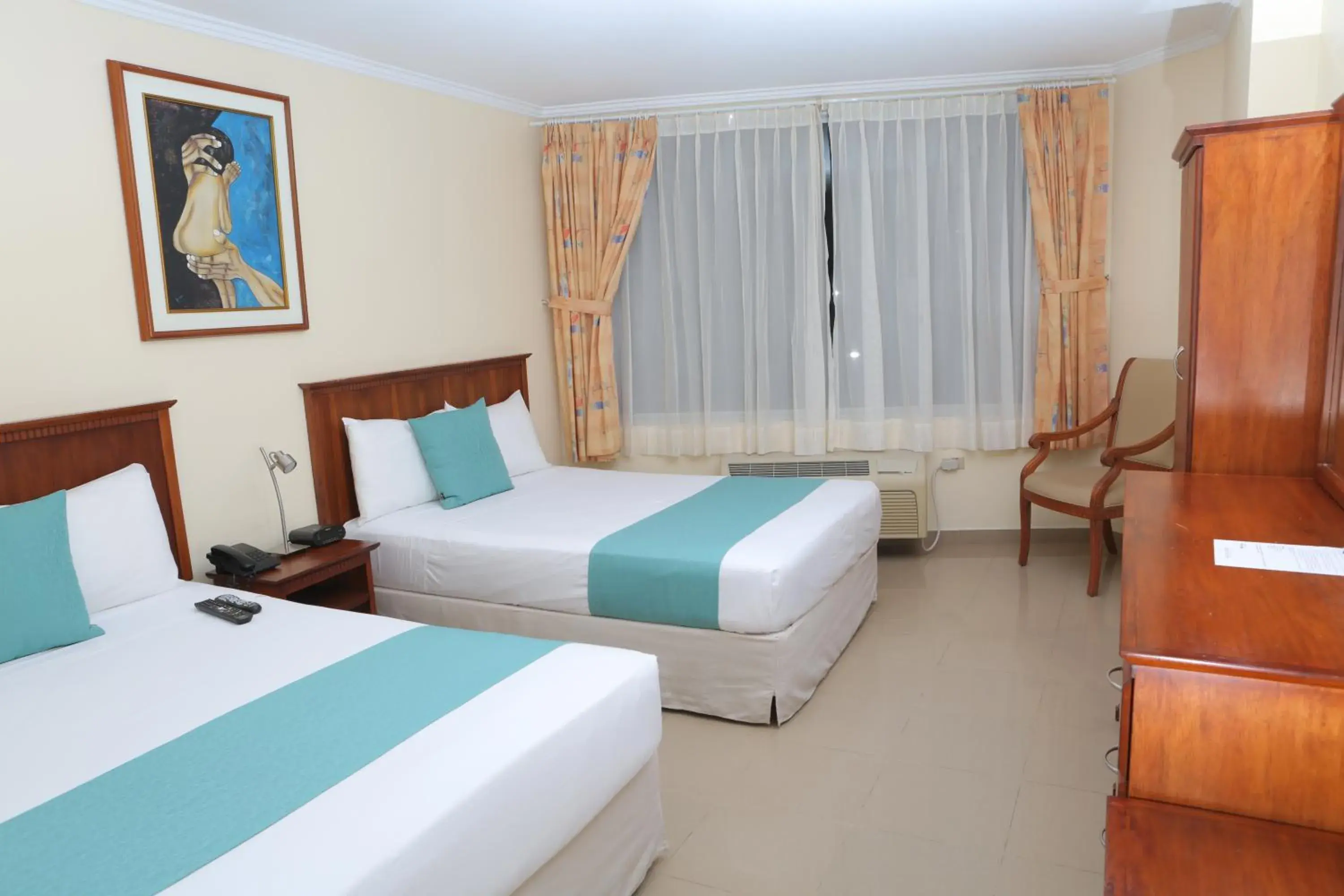 Twin Room in Hotel El Marqués Twin Room in Hotel El Marqués