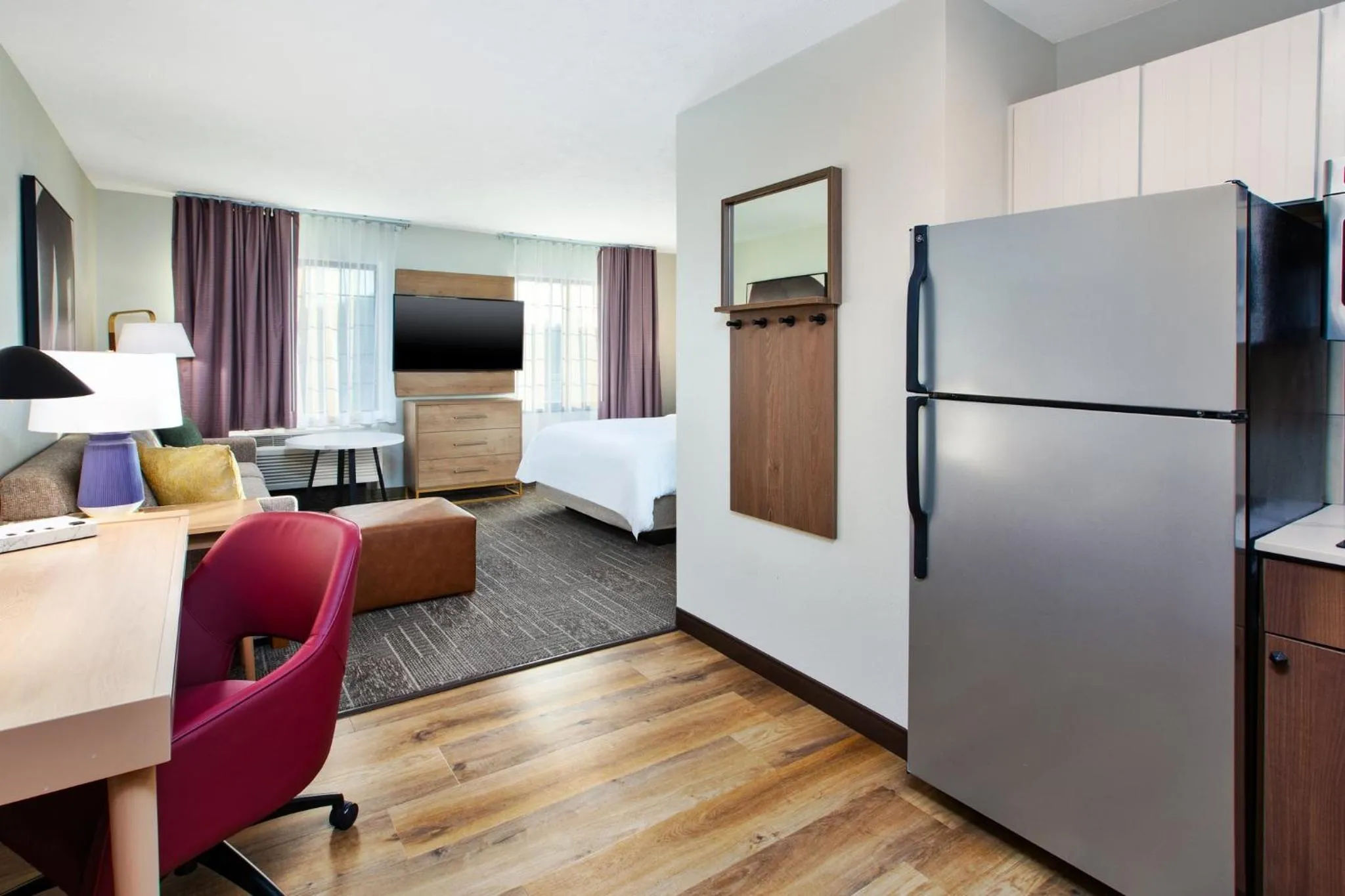 Photo of the whole room, Bed in Staybridge Suites Omaha 80th and Dodge by IHG