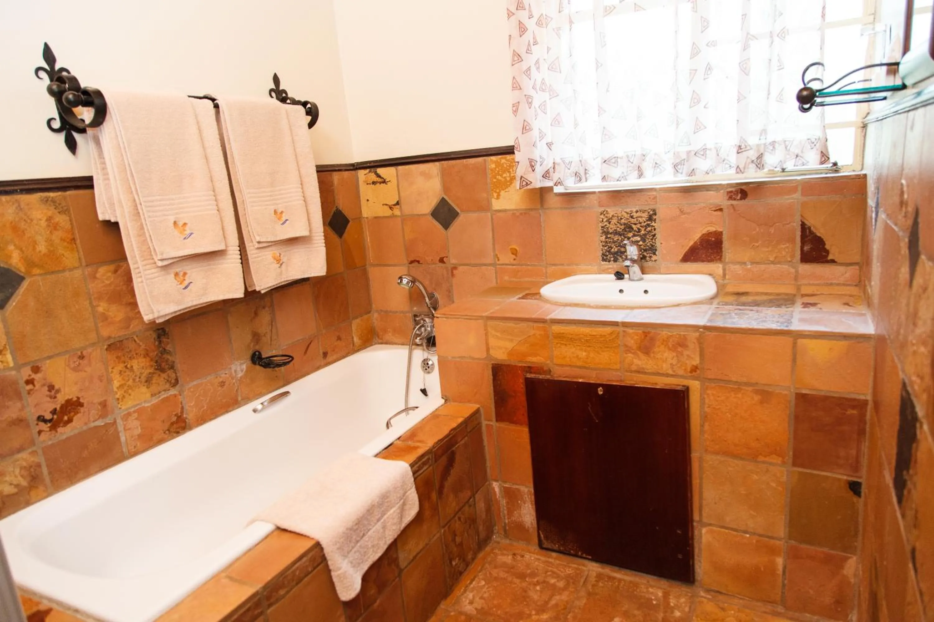 Bathroom in Blyde Canyon, A Forever Resort