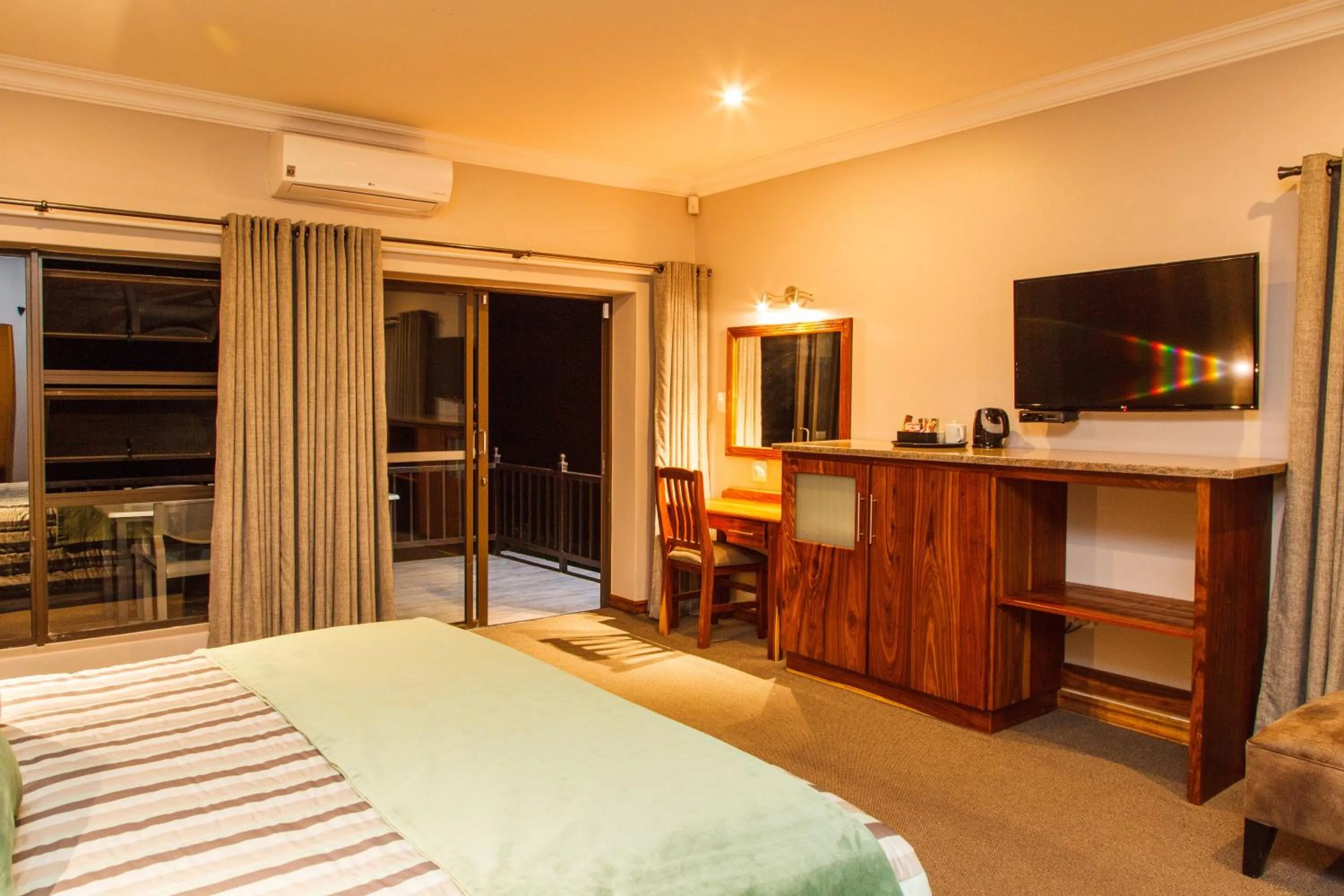 Bedroom, Bed in Blyde Canyon, A Forever Resort