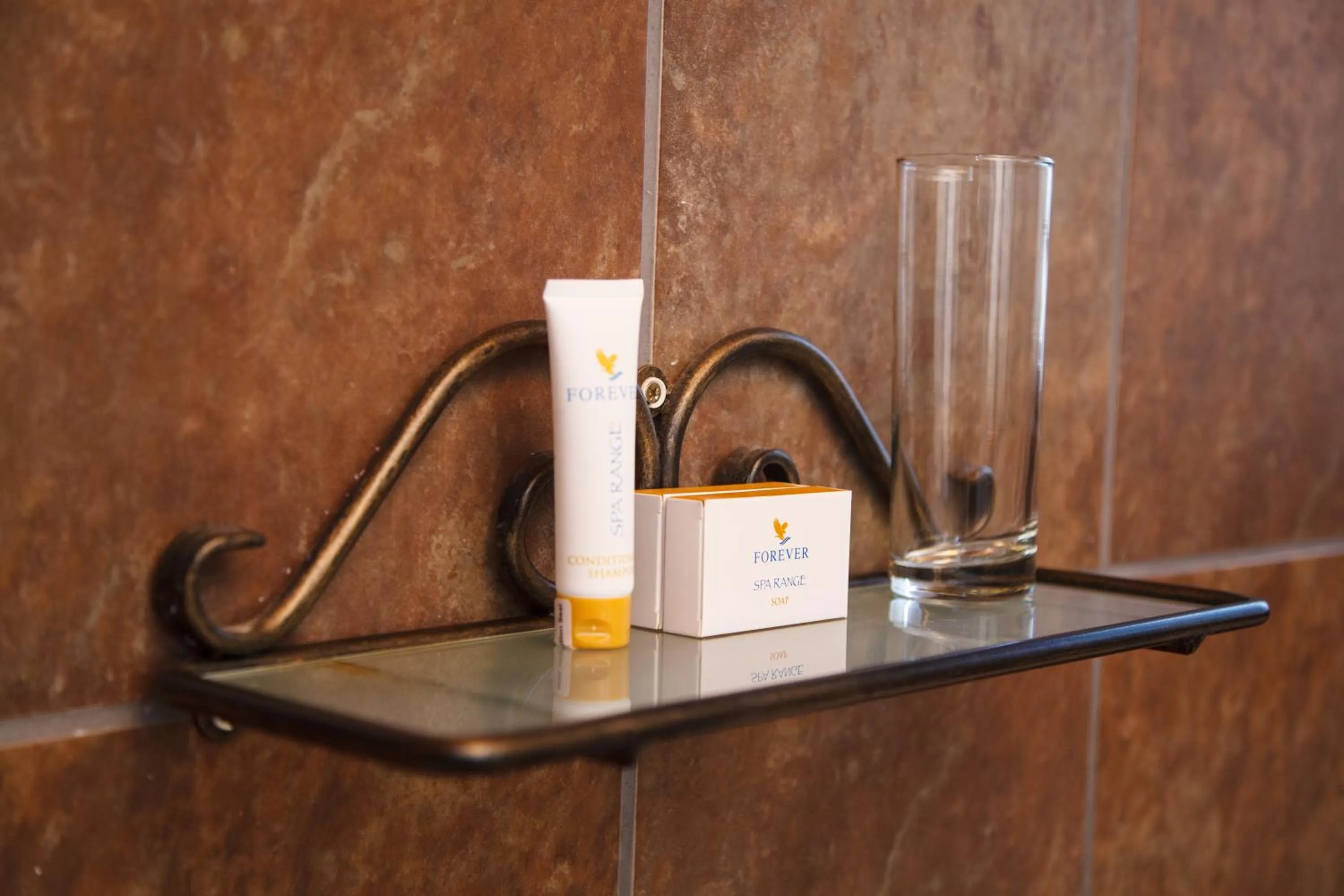 Bathroom in Blyde Canyon, A Forever Resort