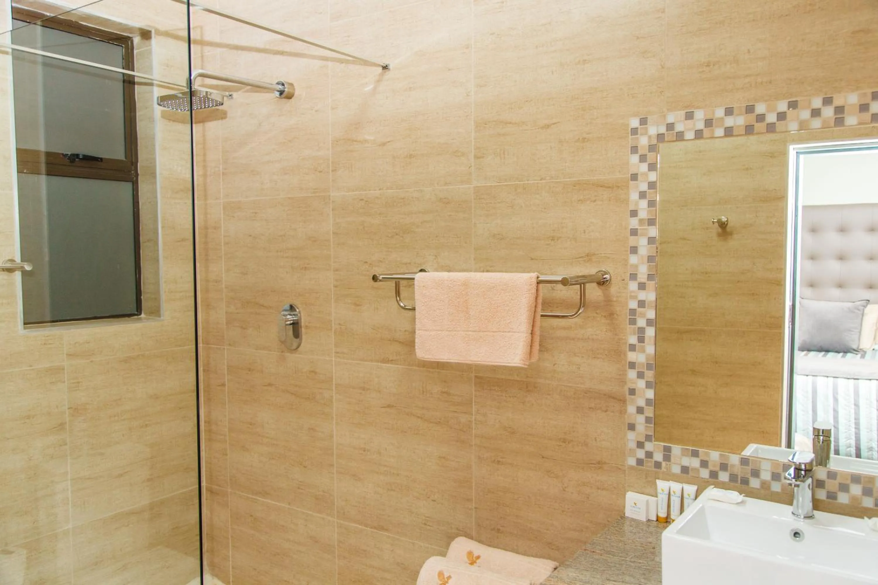 Shower in Blyde Canyon, A Forever Resort