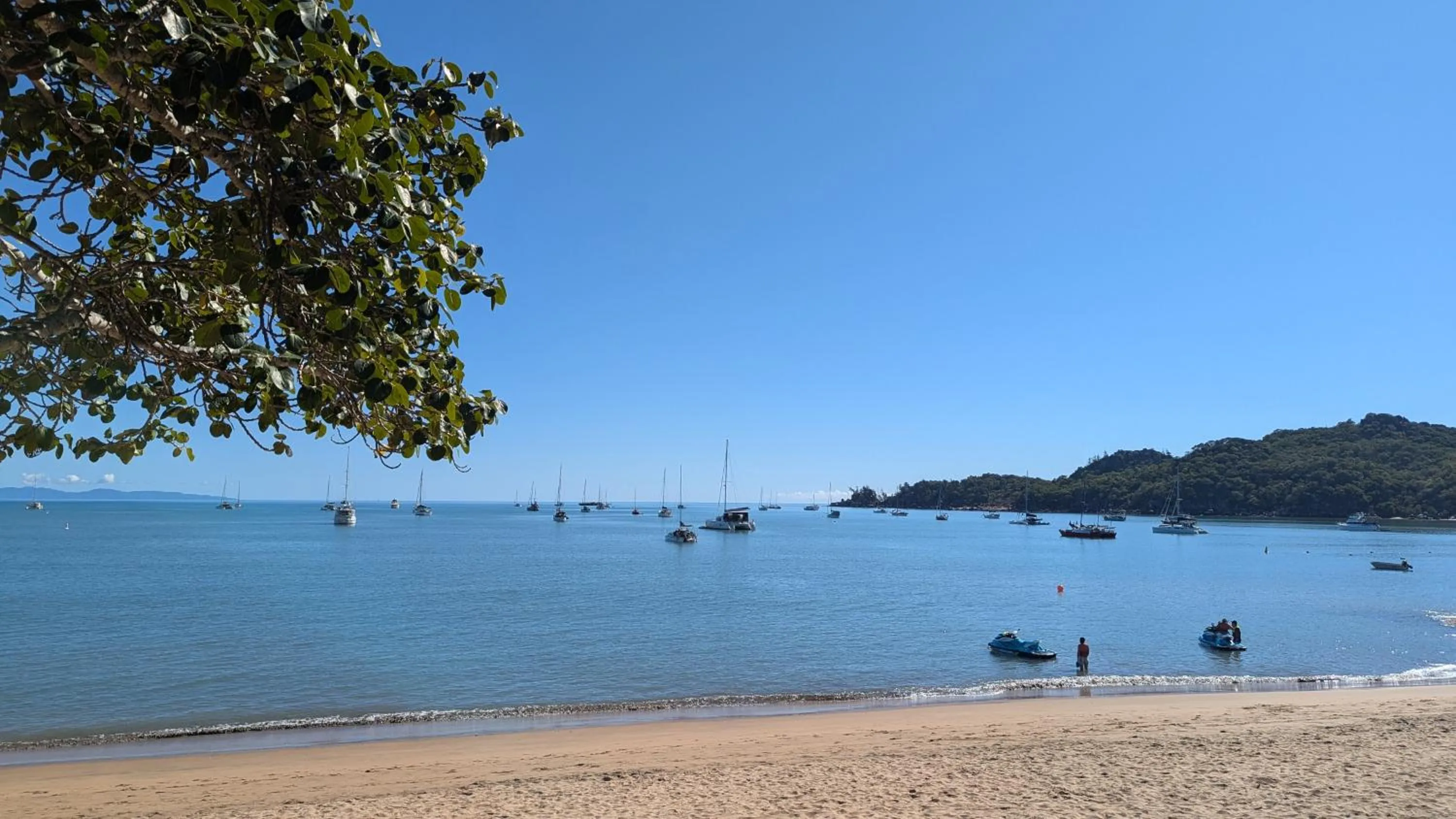 Beach in Sails On Horseshoe