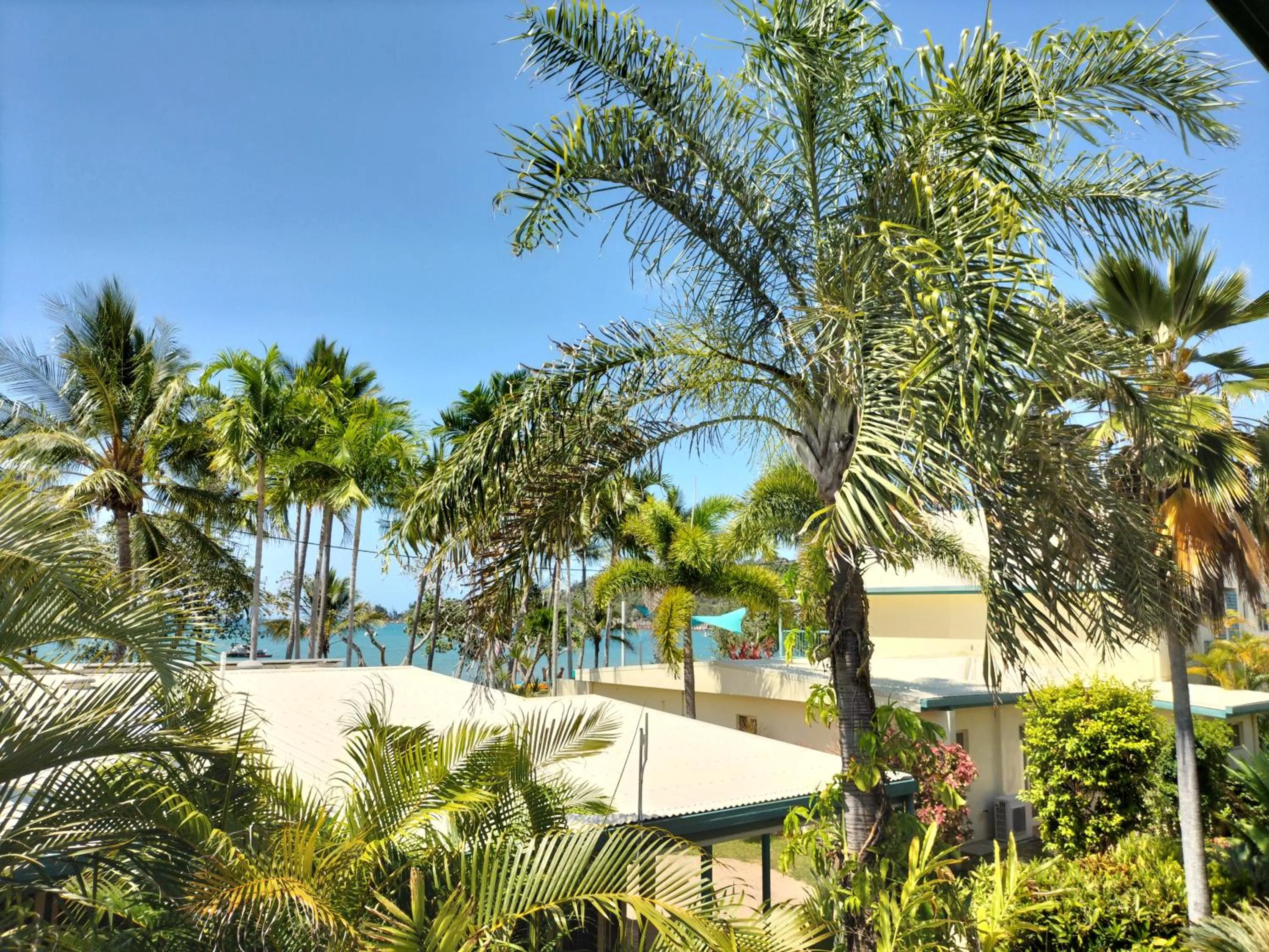 Apartment with Garden View in Sails On Horseshoe