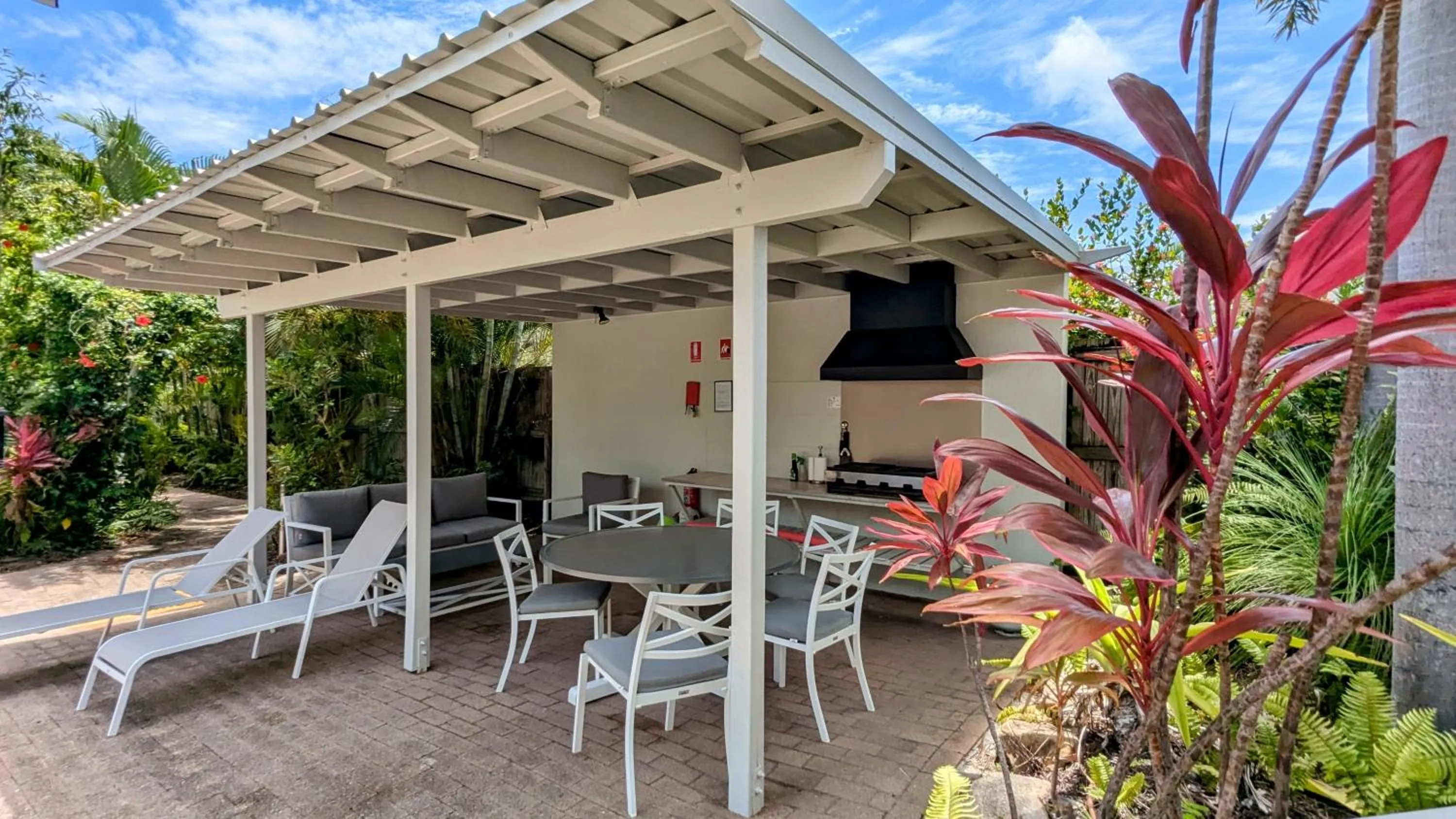 BBQ facilities in Sails On Horseshoe