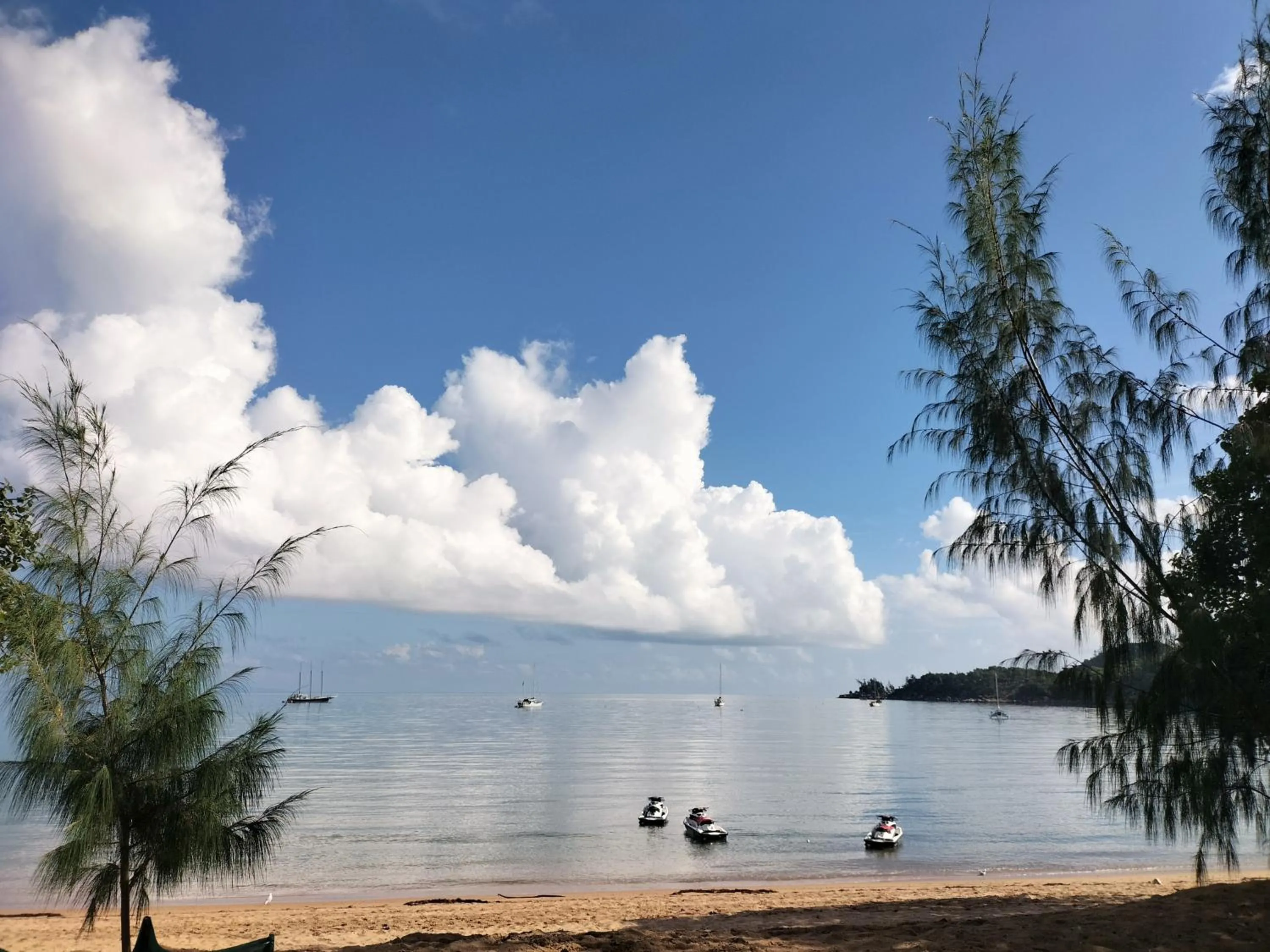 Beach in Sails On Horseshoe