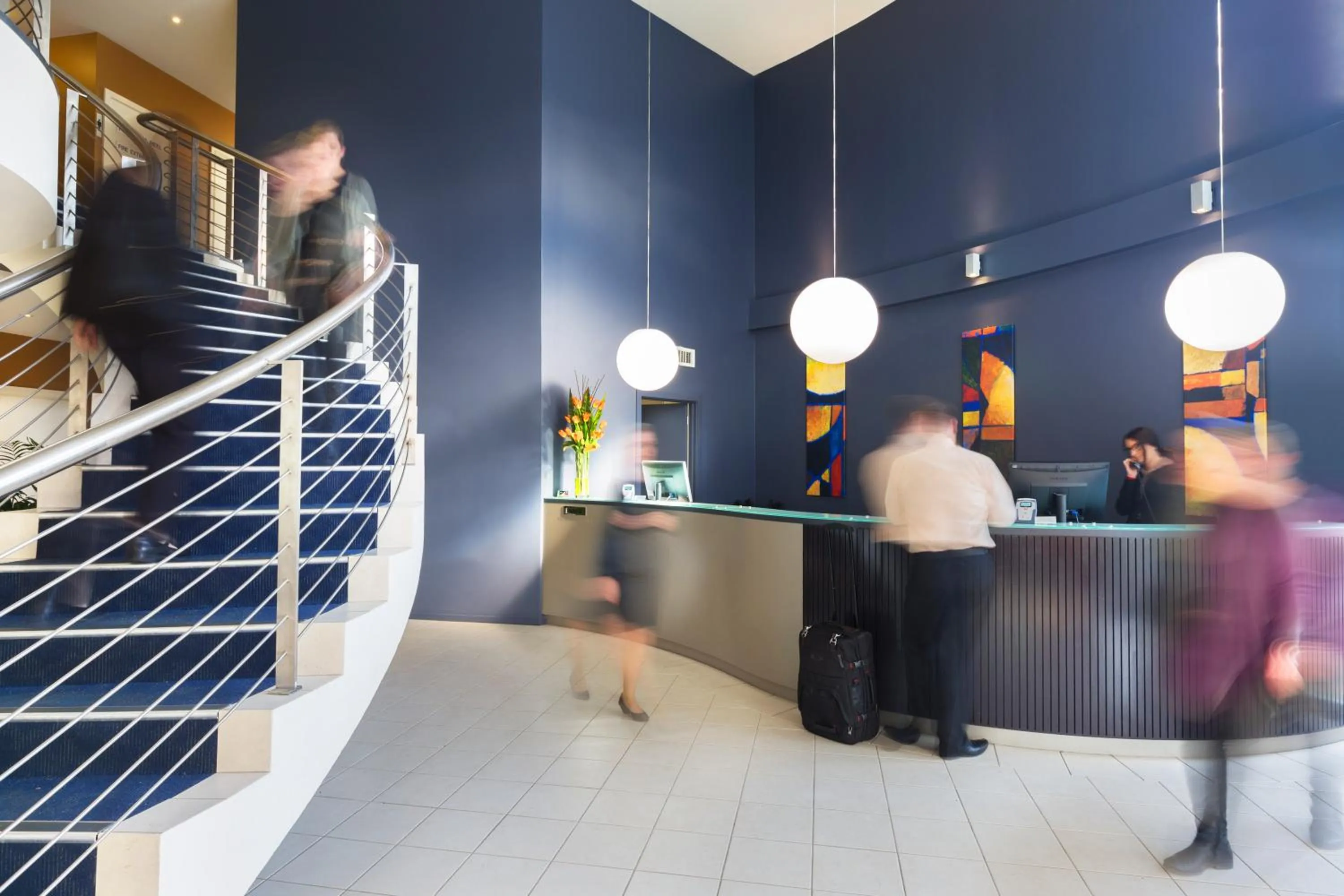 Lobby or reception in Ramada Encore by Wyndham Belconnen Canberra