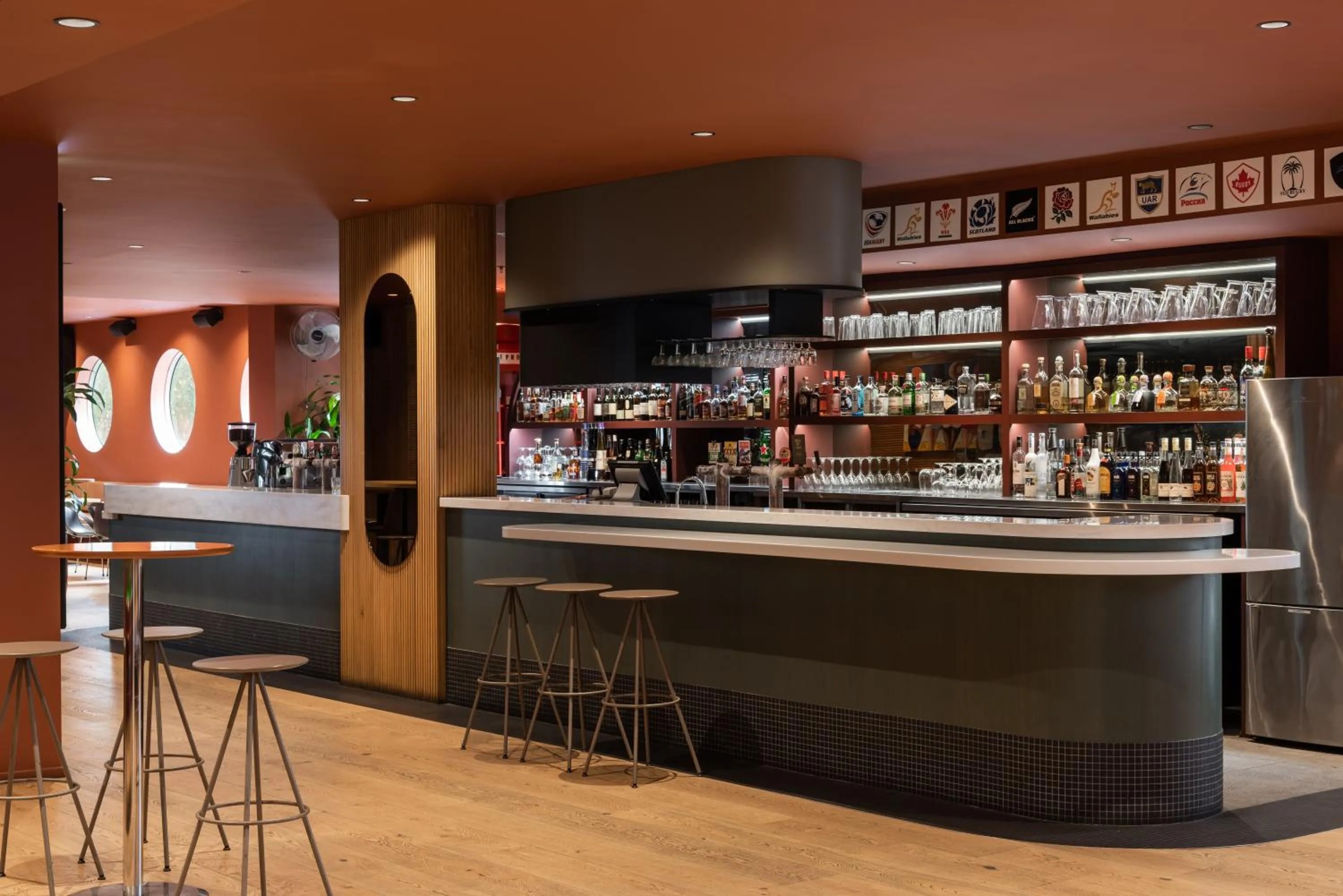 Restaurant/places to eat in Pan Pacific Perth