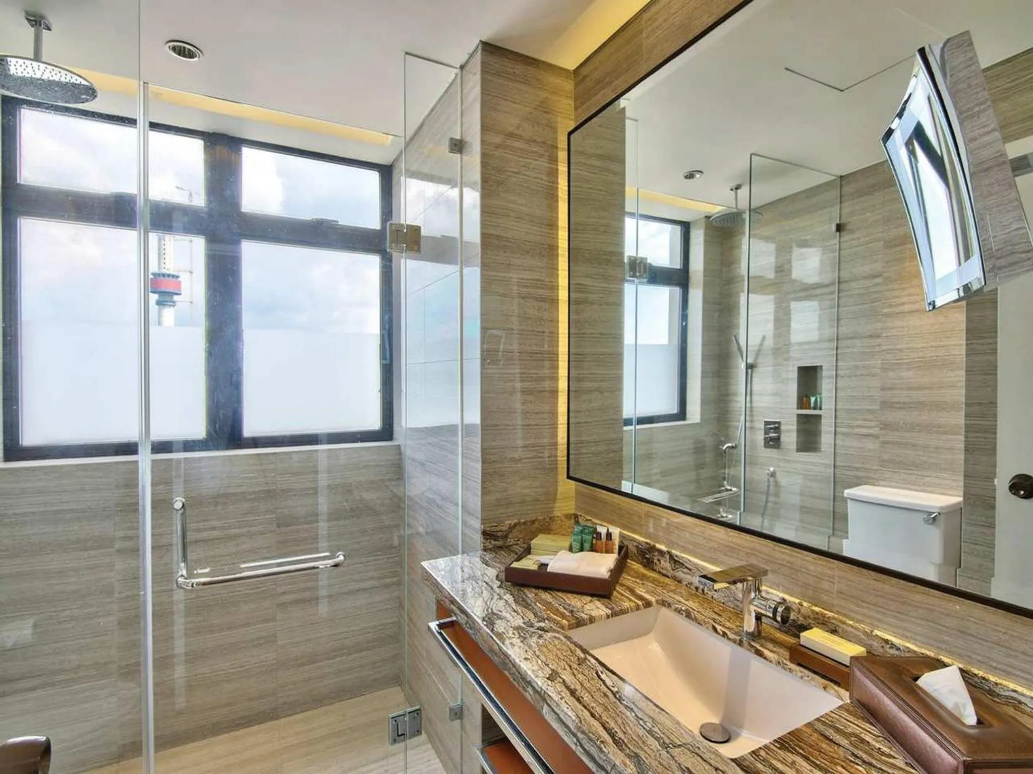 Shower in Hilton Colombo Residence