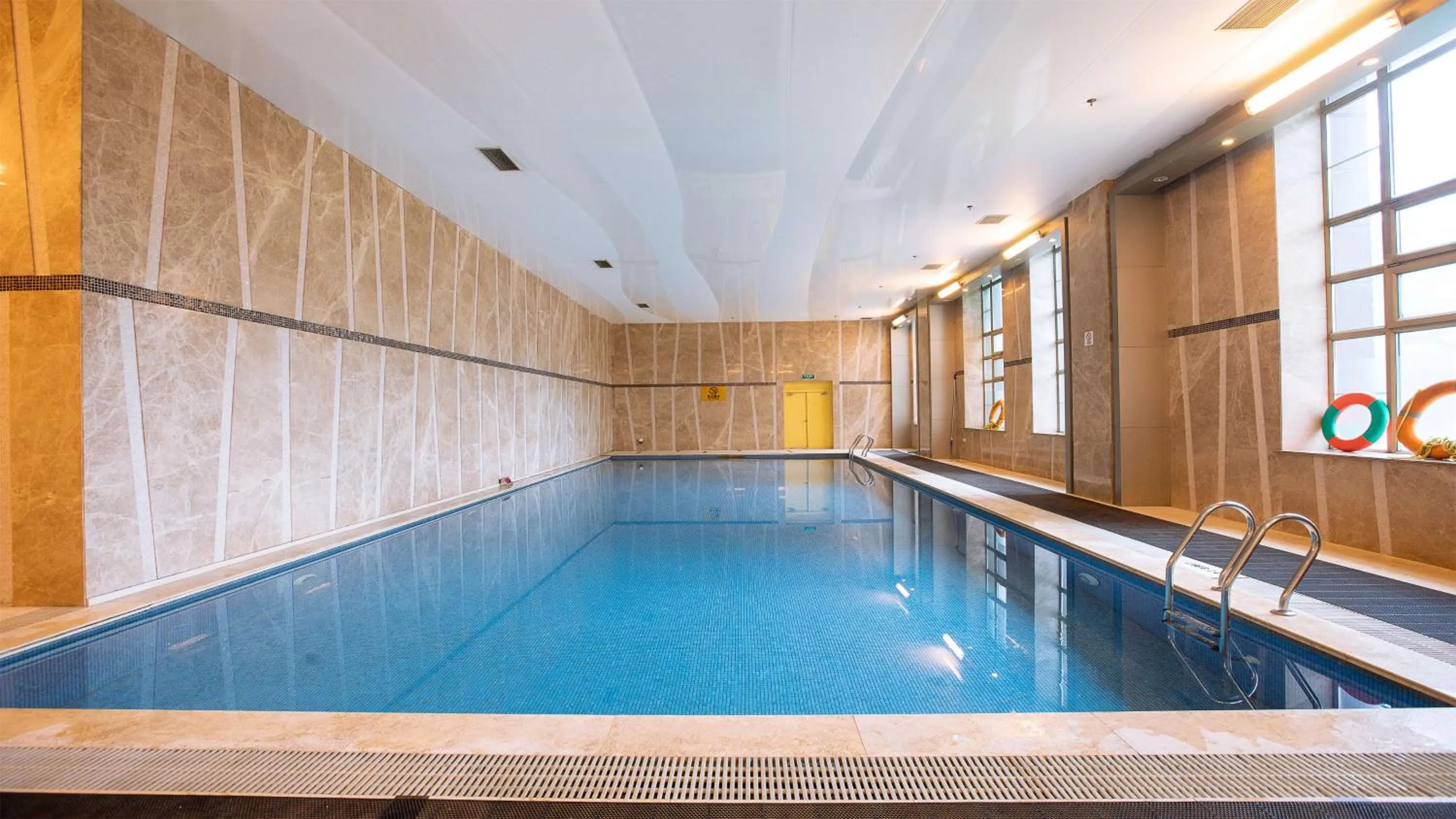 Swimming pool in Holiday Inn Mudanjiang by IHG