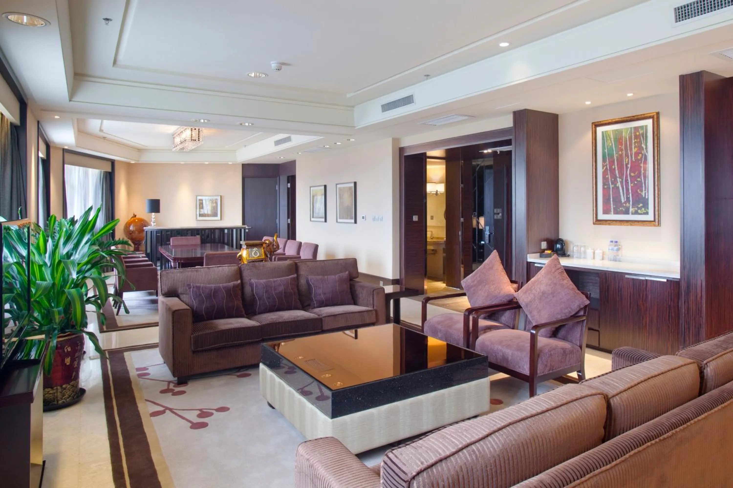 Photo of the whole room in Holiday Inn Mudanjiang by IHG