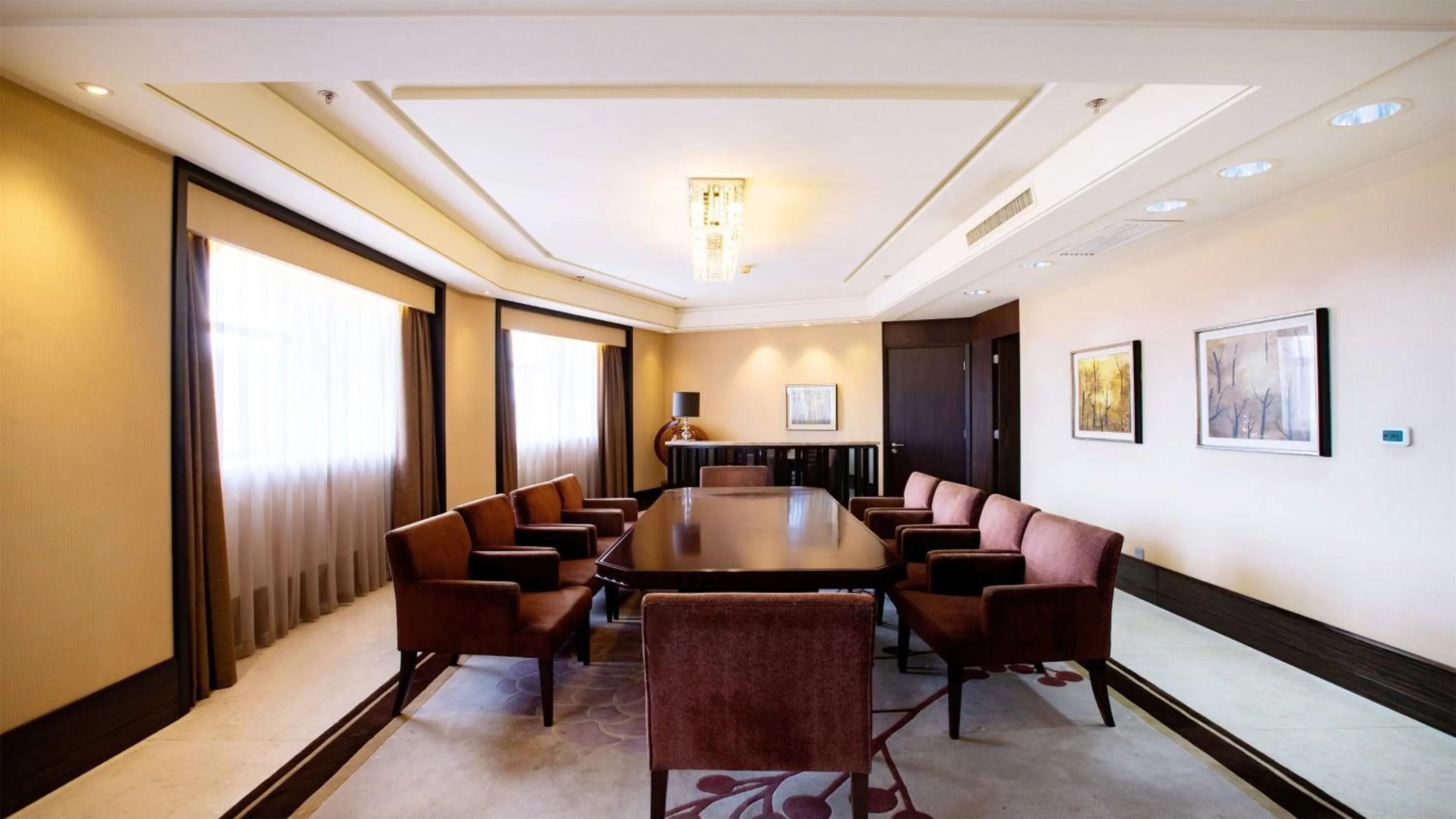 Photo of the whole room in Holiday Inn Mudanjiang by IHG