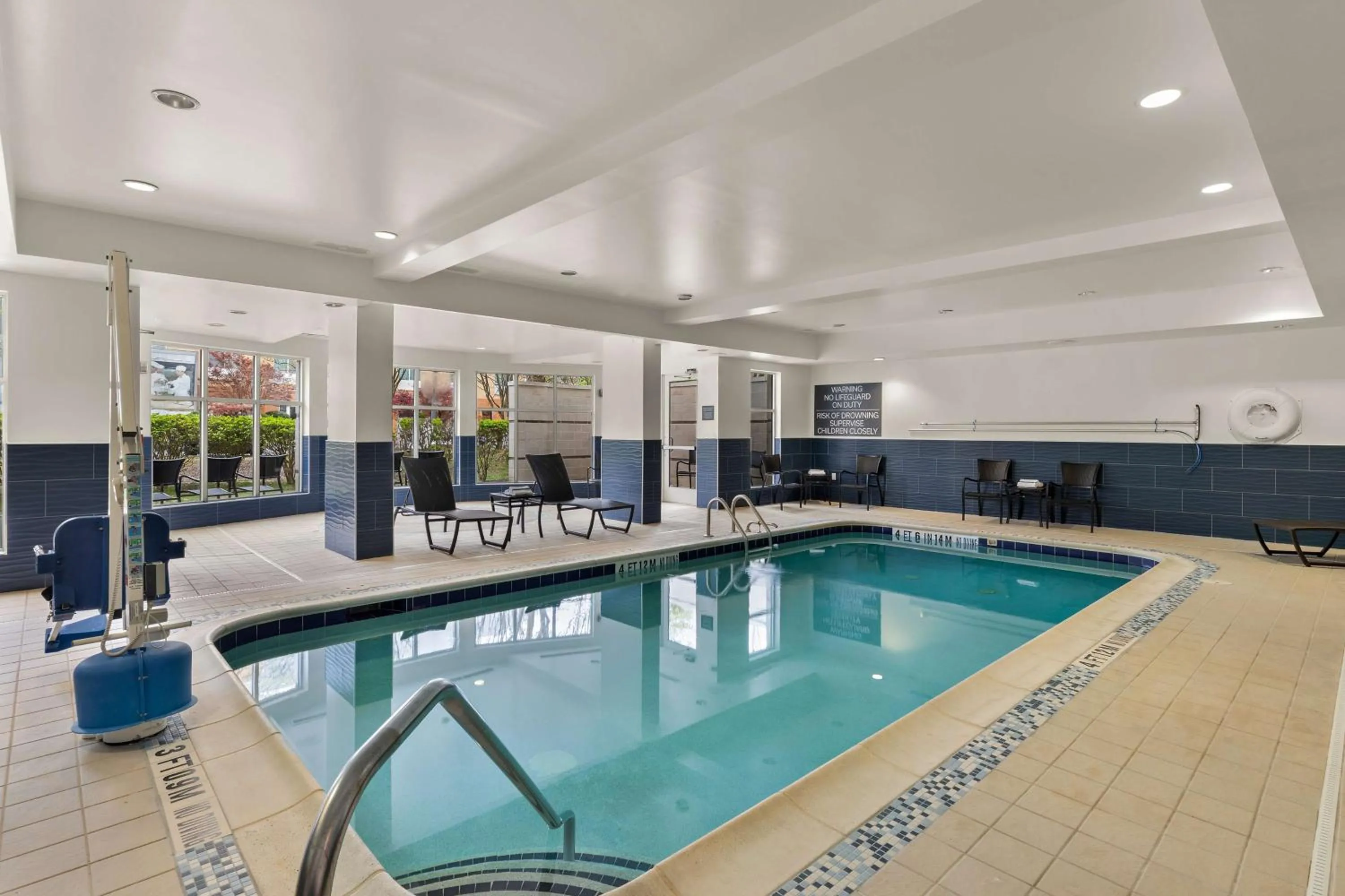 Pool view in Hilton Garden Inn Atlanta East/Stonecrest