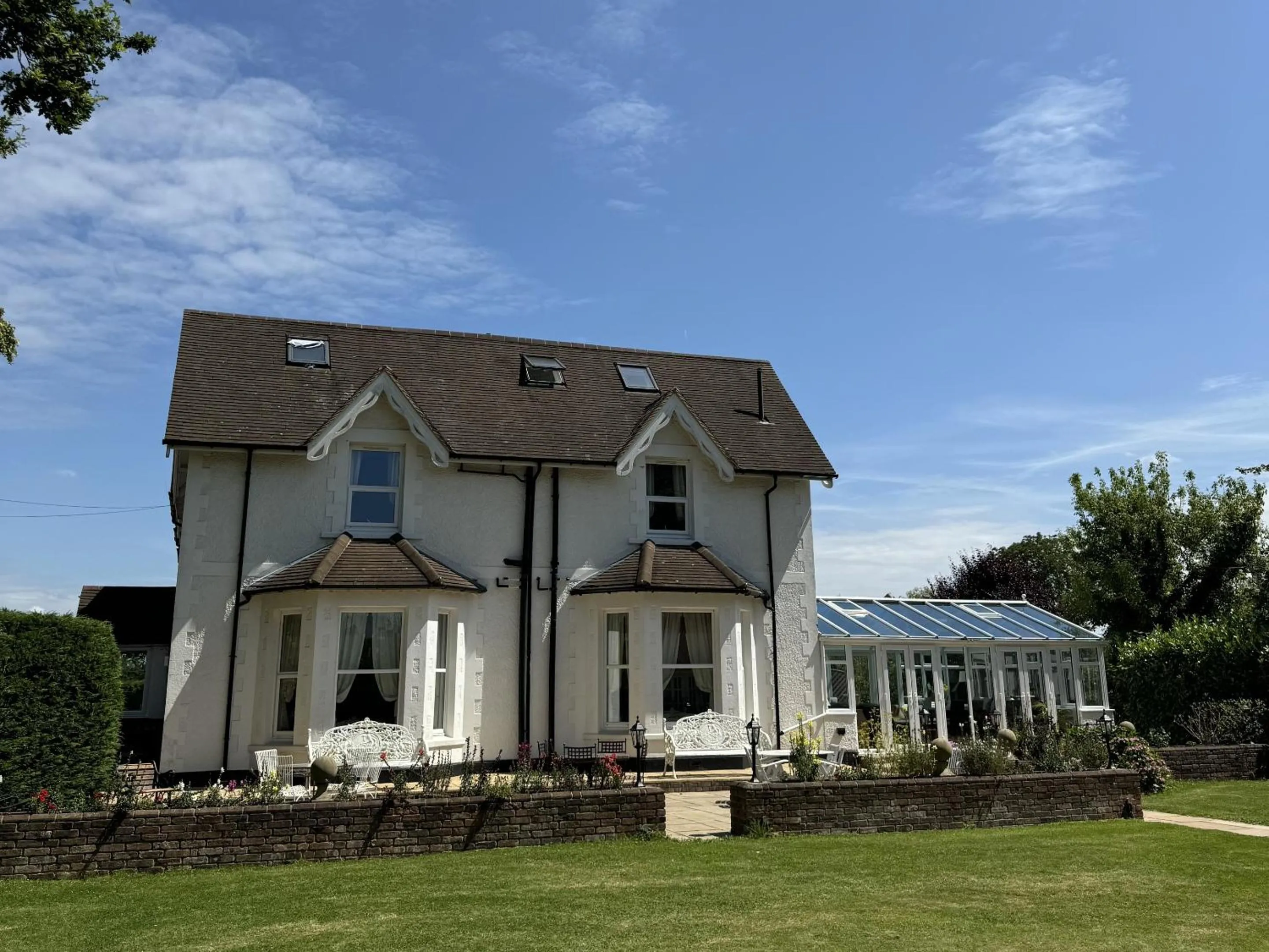 Property building in Hookwood Lodge London Gatwick