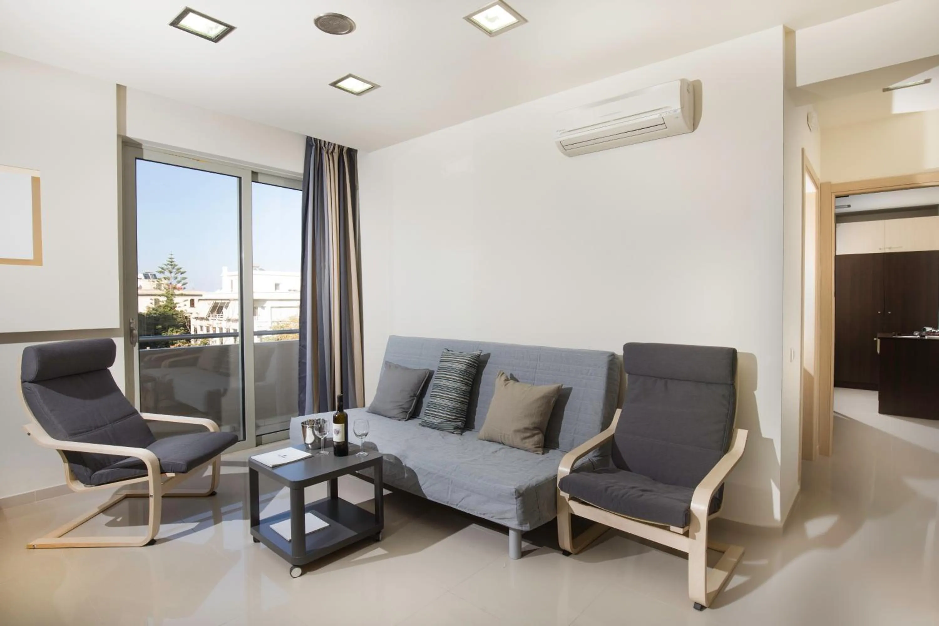 Living room in Rhodes Central Suite