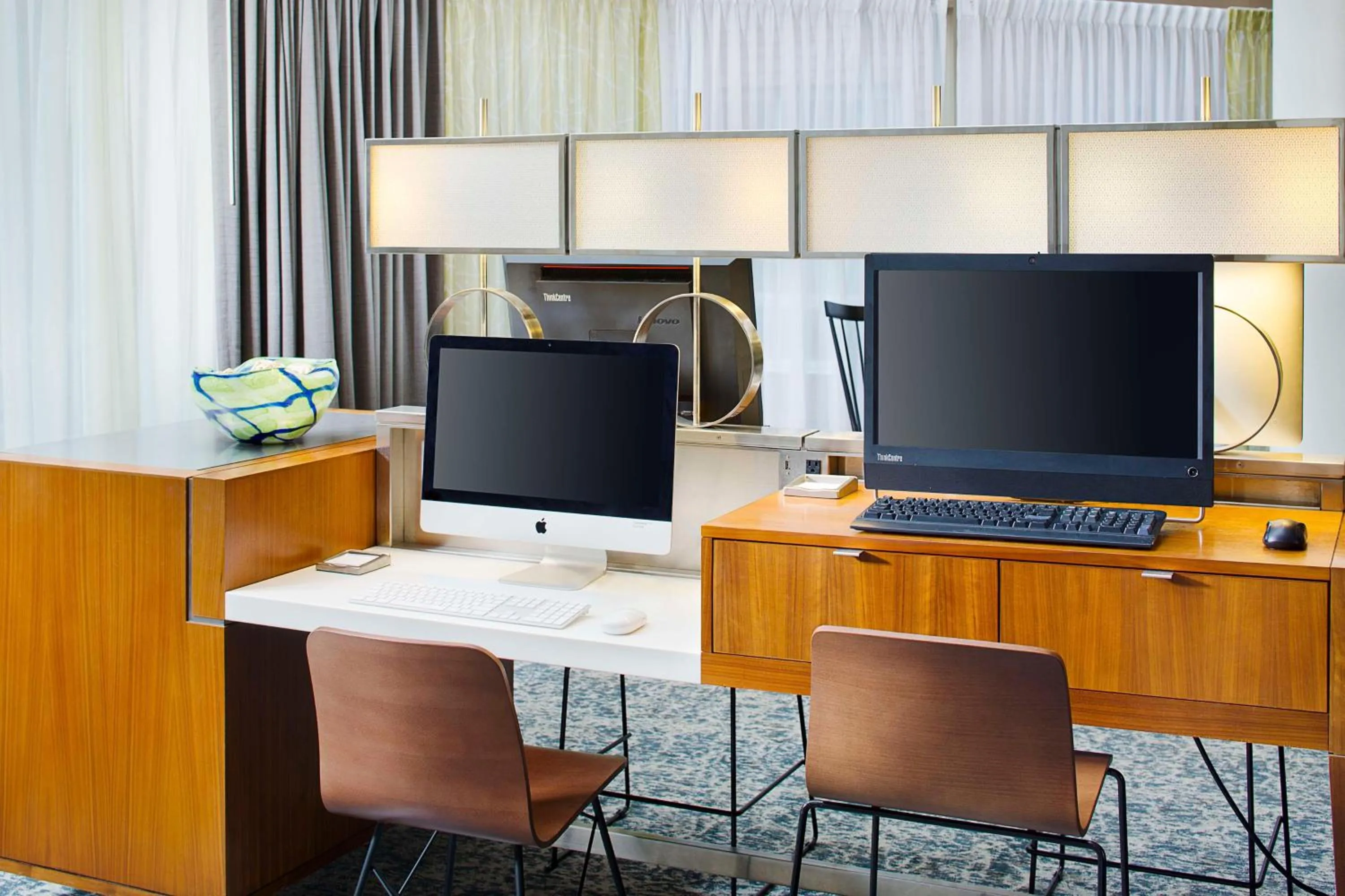 Business facilities in Hilton Atlanta Perimeter Suites