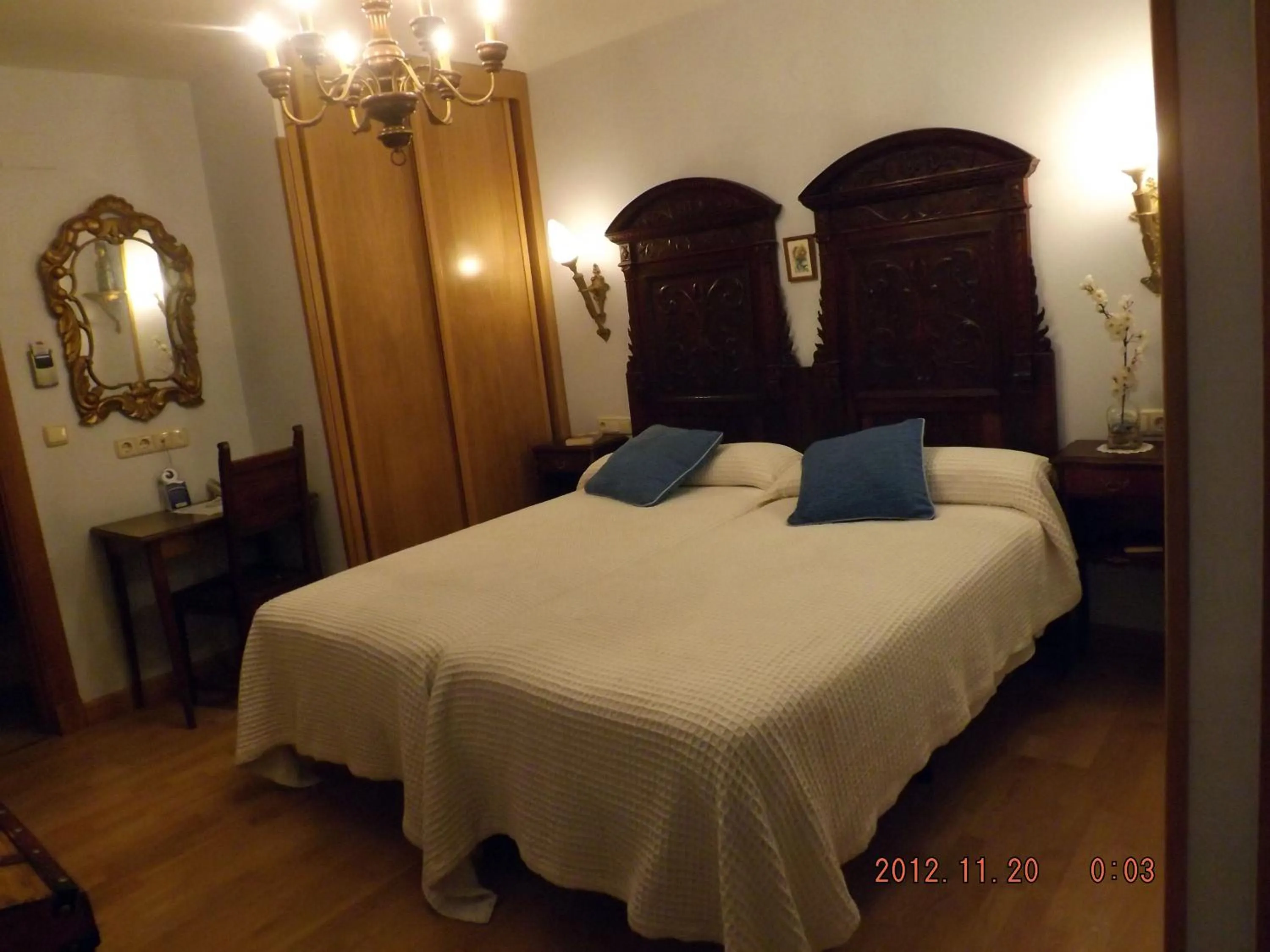 Photo of the whole room, Bed in Hotel Azkue