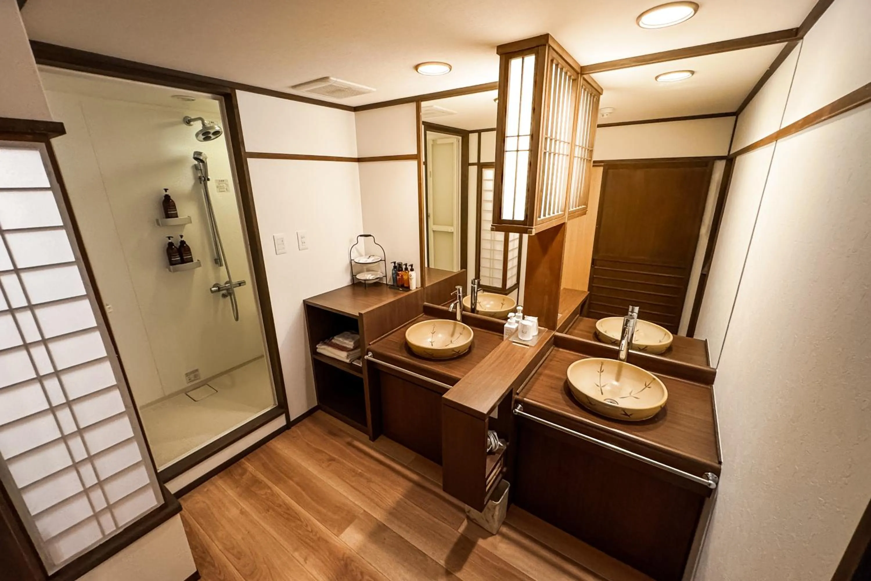 Photo of the whole room in Aburaya Tousen