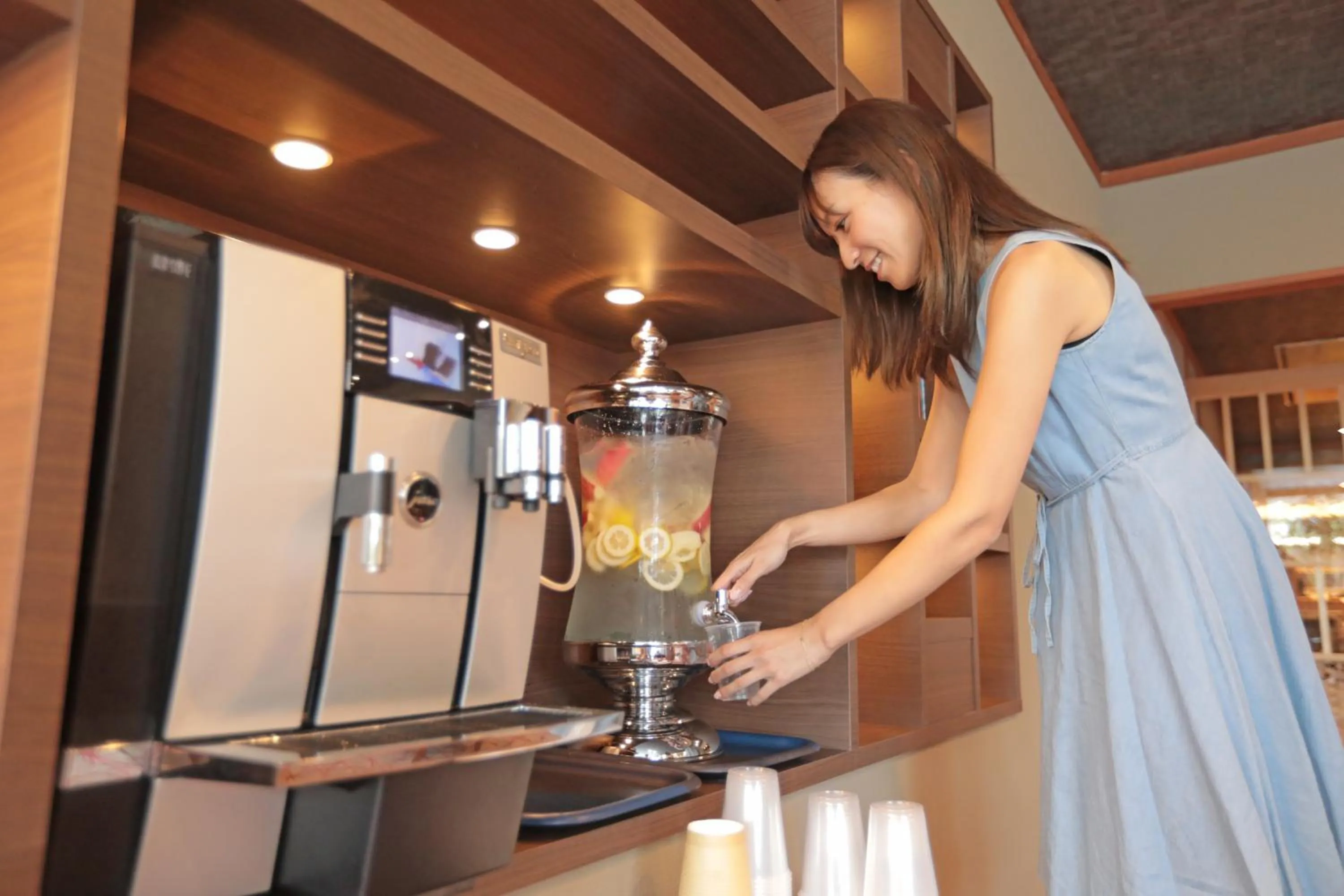 People in Aburaya Tousen