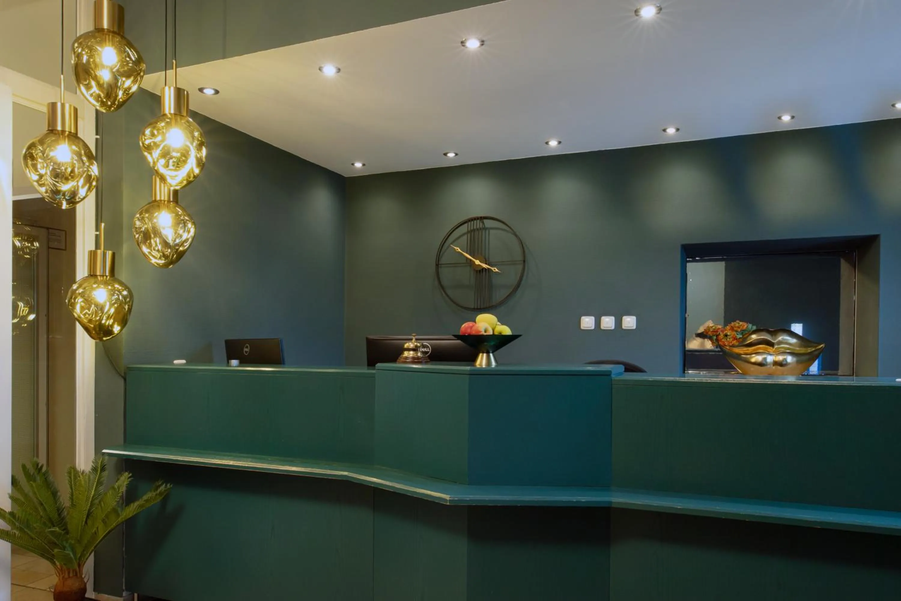 Lobby or reception in Hotel Biederstein am Englischen Garten