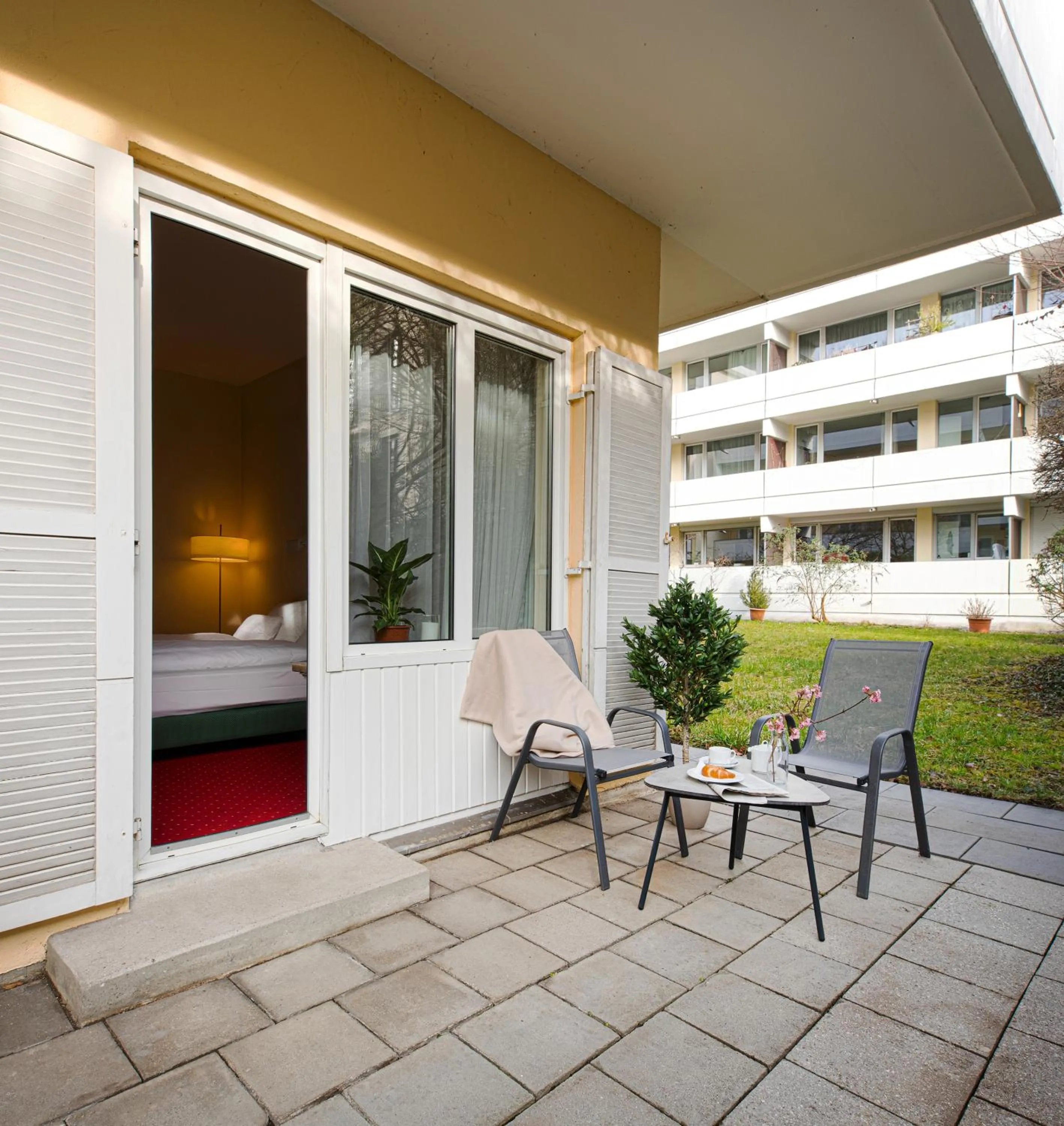 Balcony/Terrace in Hotel Biederstein am Englischen Garten