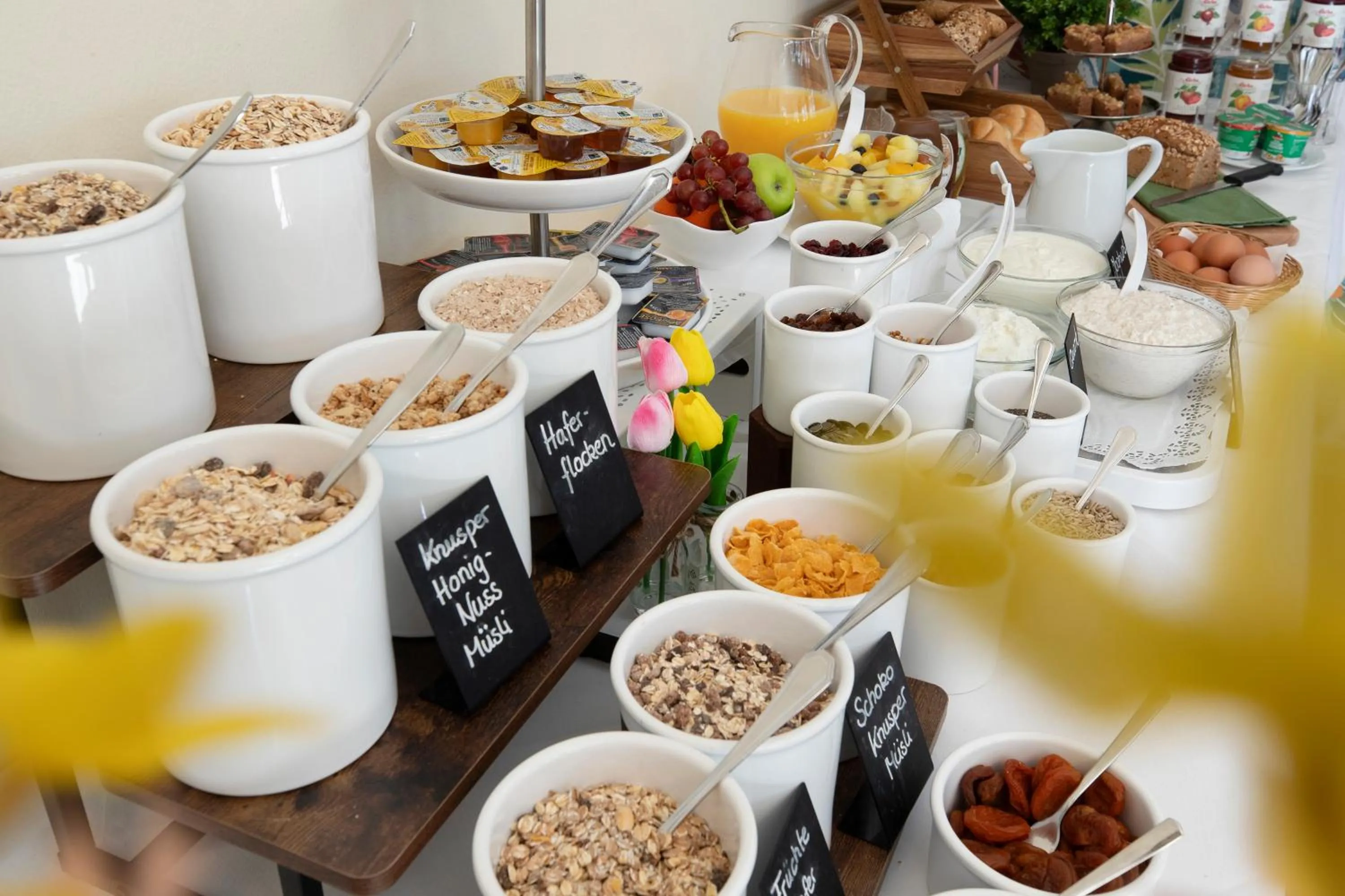 Breakfast in Hotel Biederstein am Englischen Garten