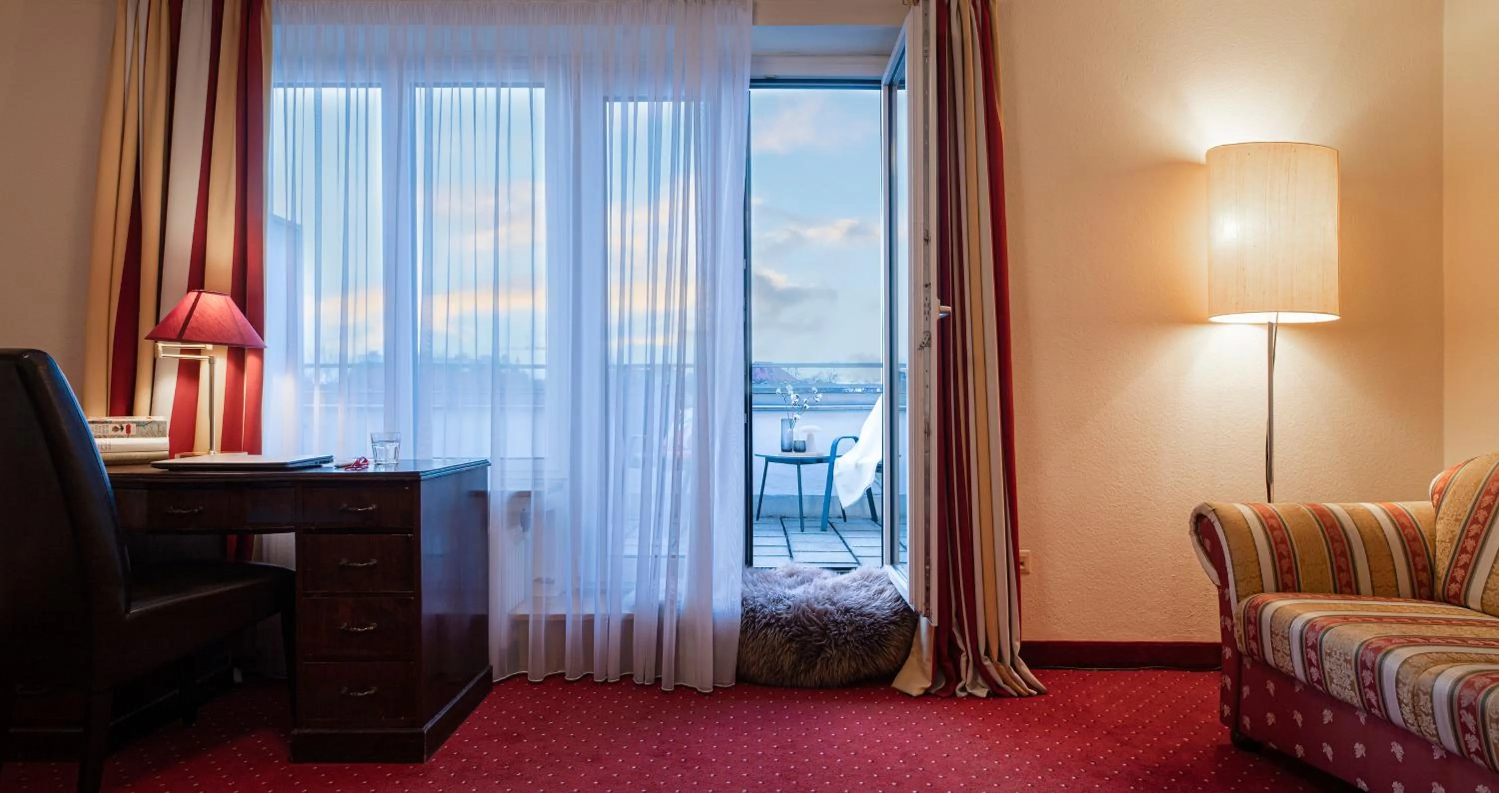 Balcony/Terrace in Hotel Biederstein am Englischen Garten