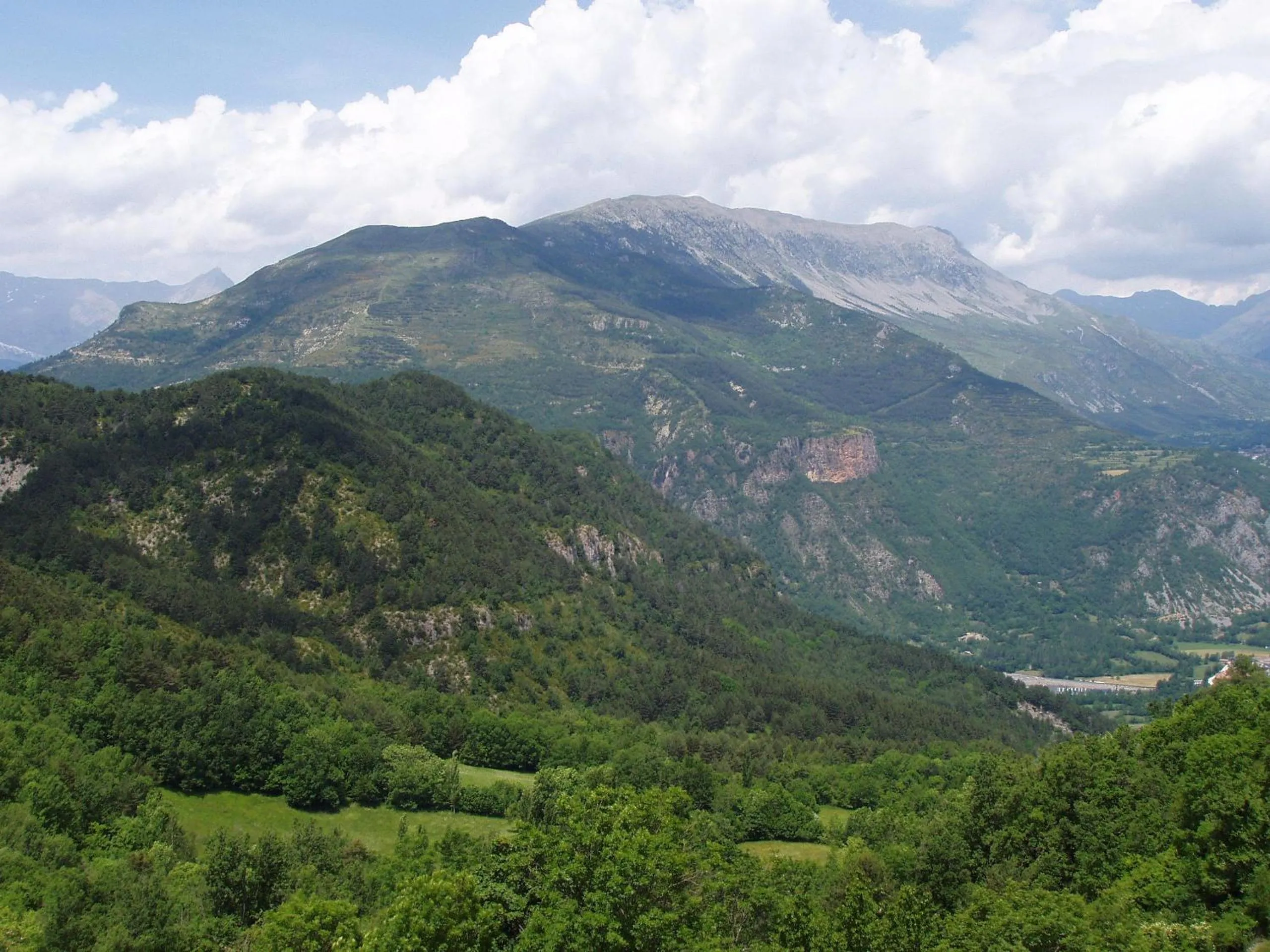 Hiking in Hotel Diamó