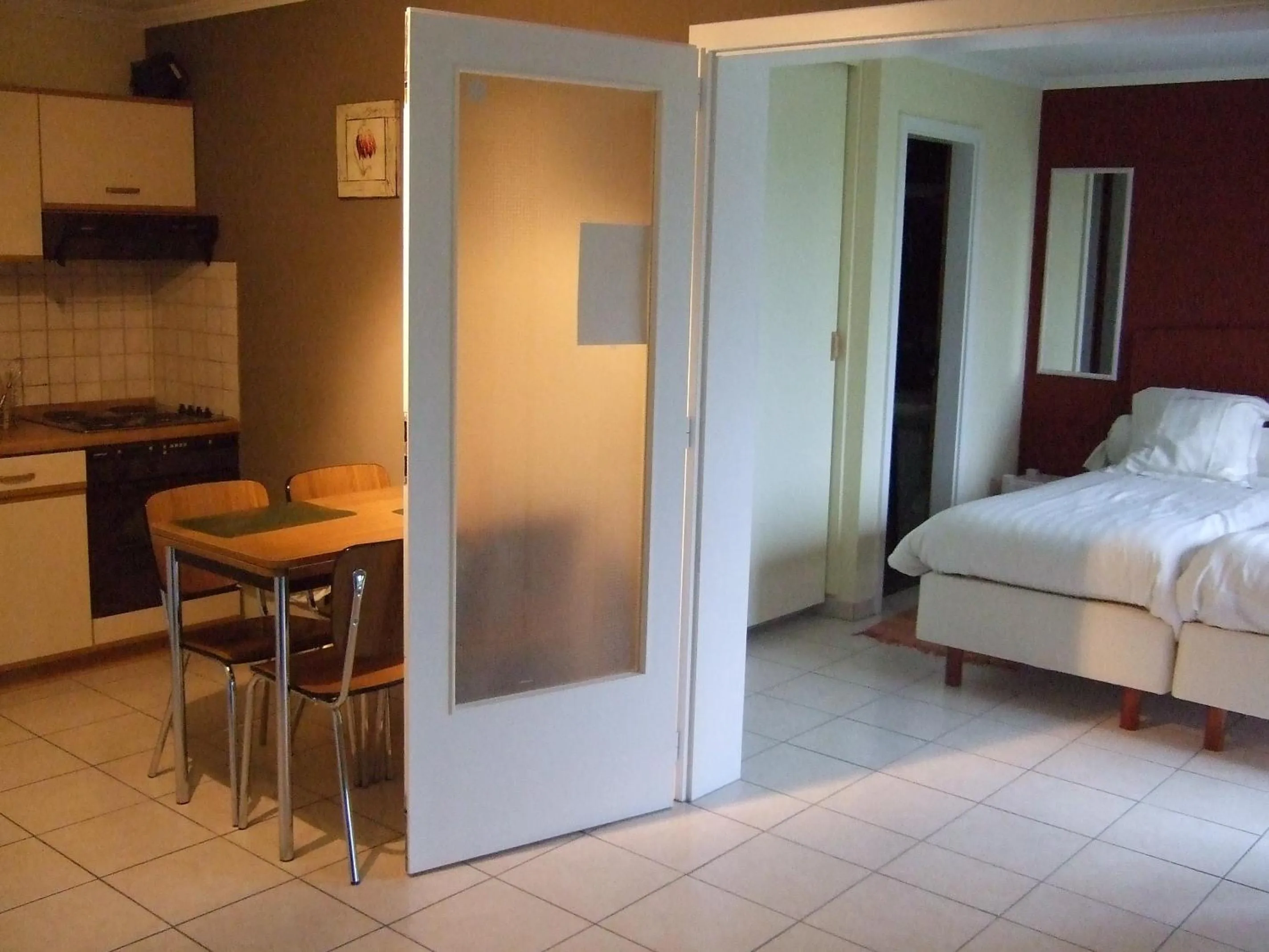 Bed in L'Horizon Studios & Apparts