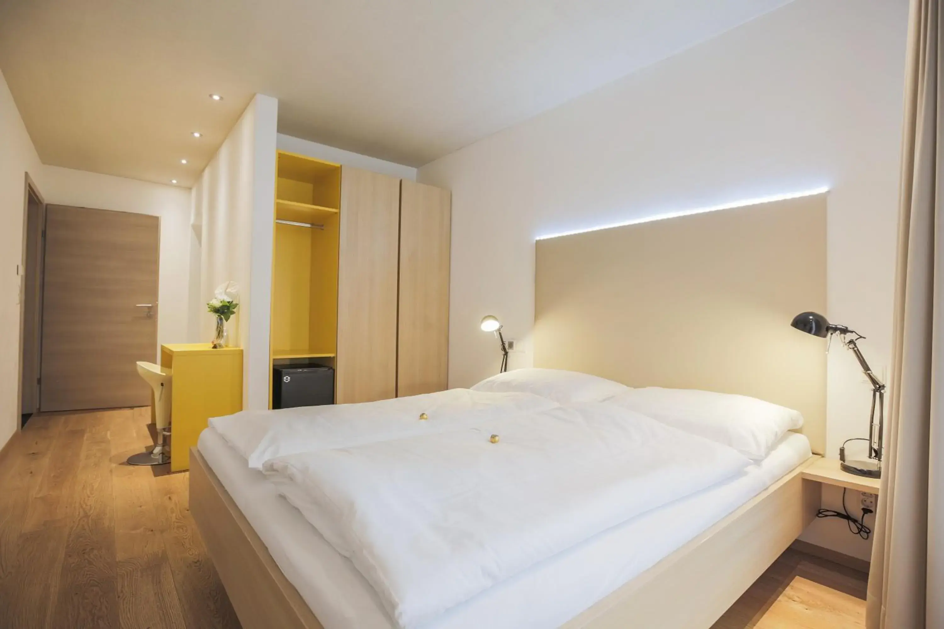 Double room with balcony on the ground floor in Room 4 & 5 Apartments Double room with balcony on the ground floor in Room 4 & 5 Apartments