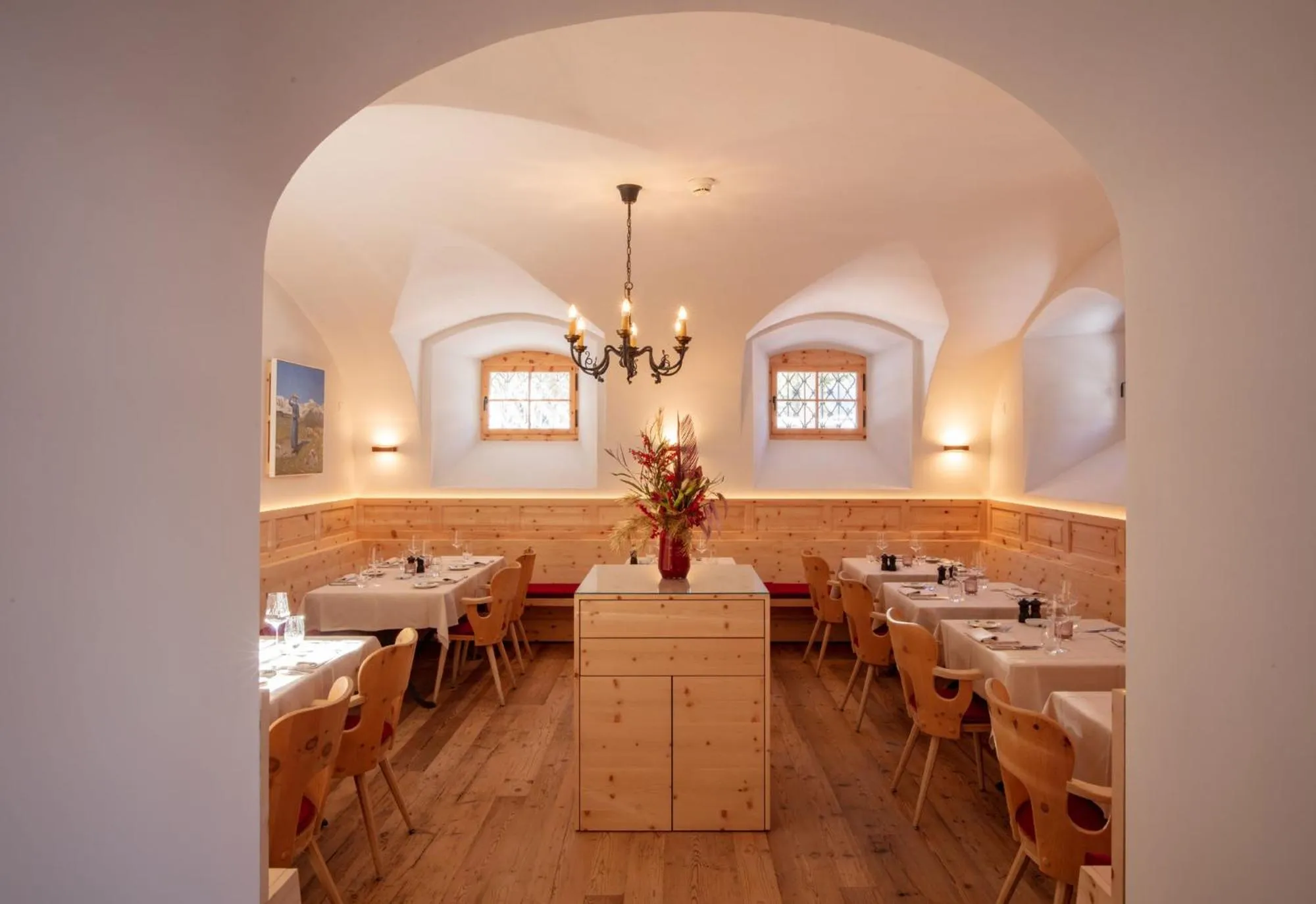 Restaurant/places to eat in Parkhotel Margna Superior