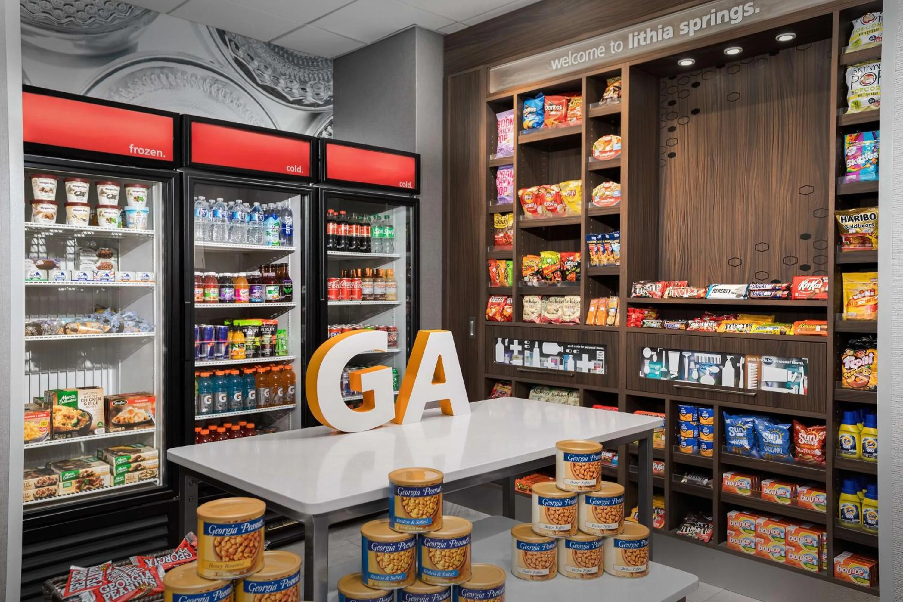 Restaurant/places to eat in Hampton Inn & Suites Atlanta-Six Flags