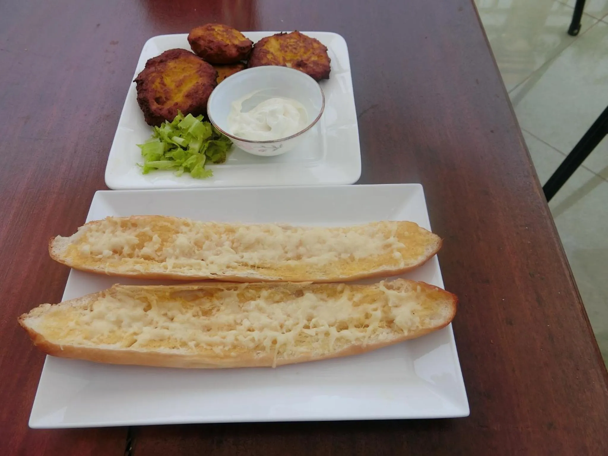 Breakfast in Greenhouse Retreat