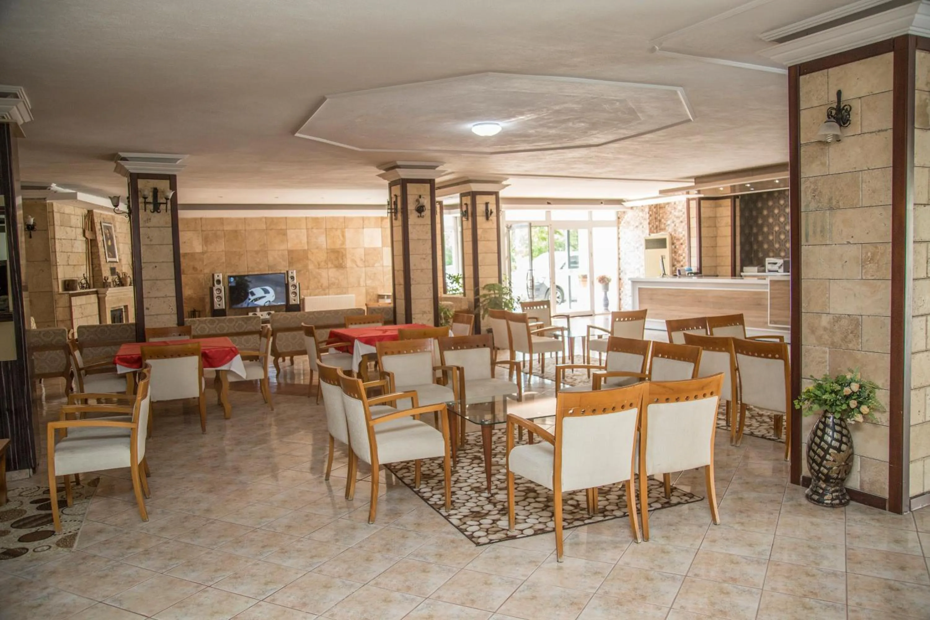 Lobby or reception in Reis Thermal Otel