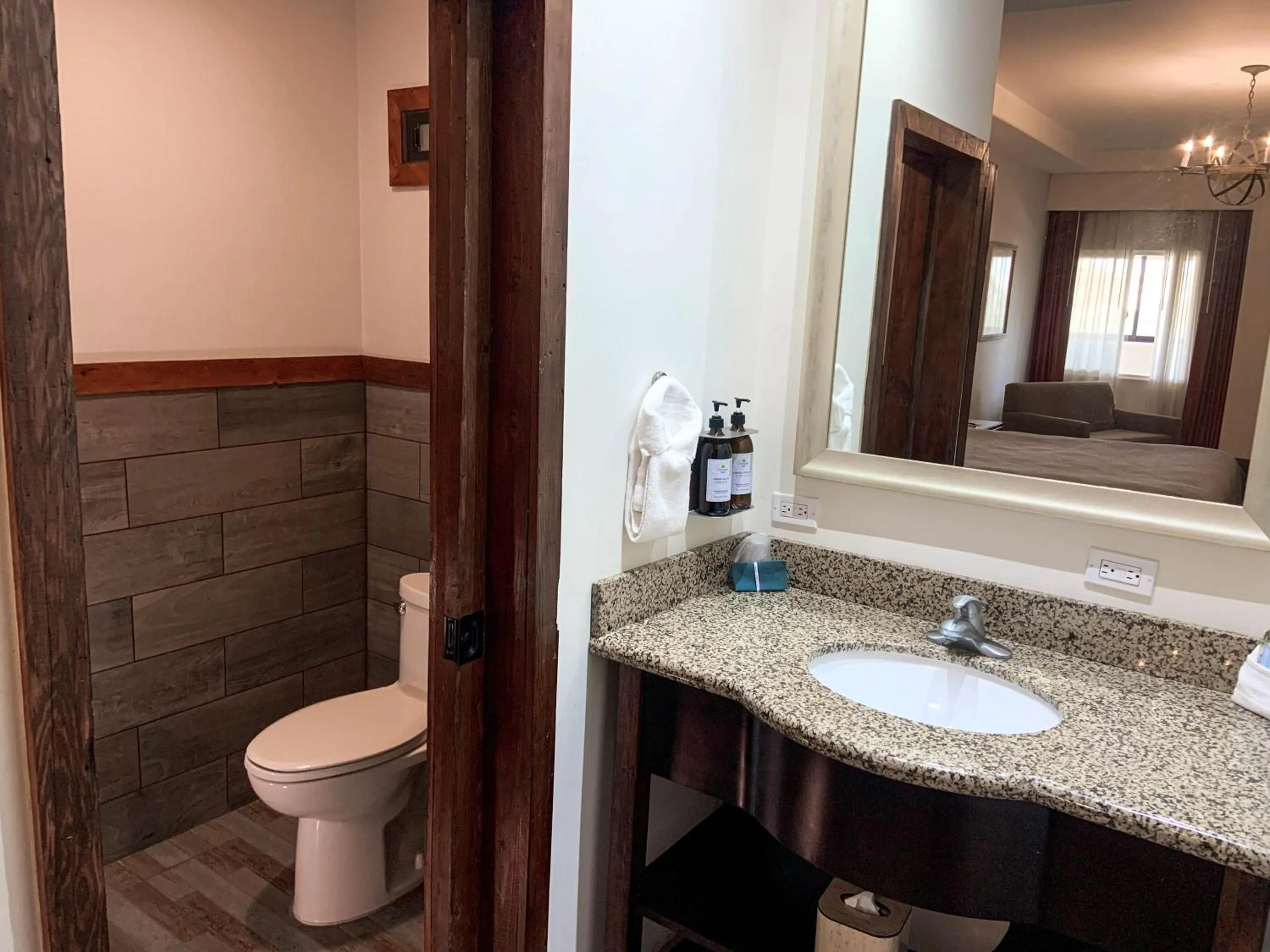 Bathroom in Hotel Hacienda Santana