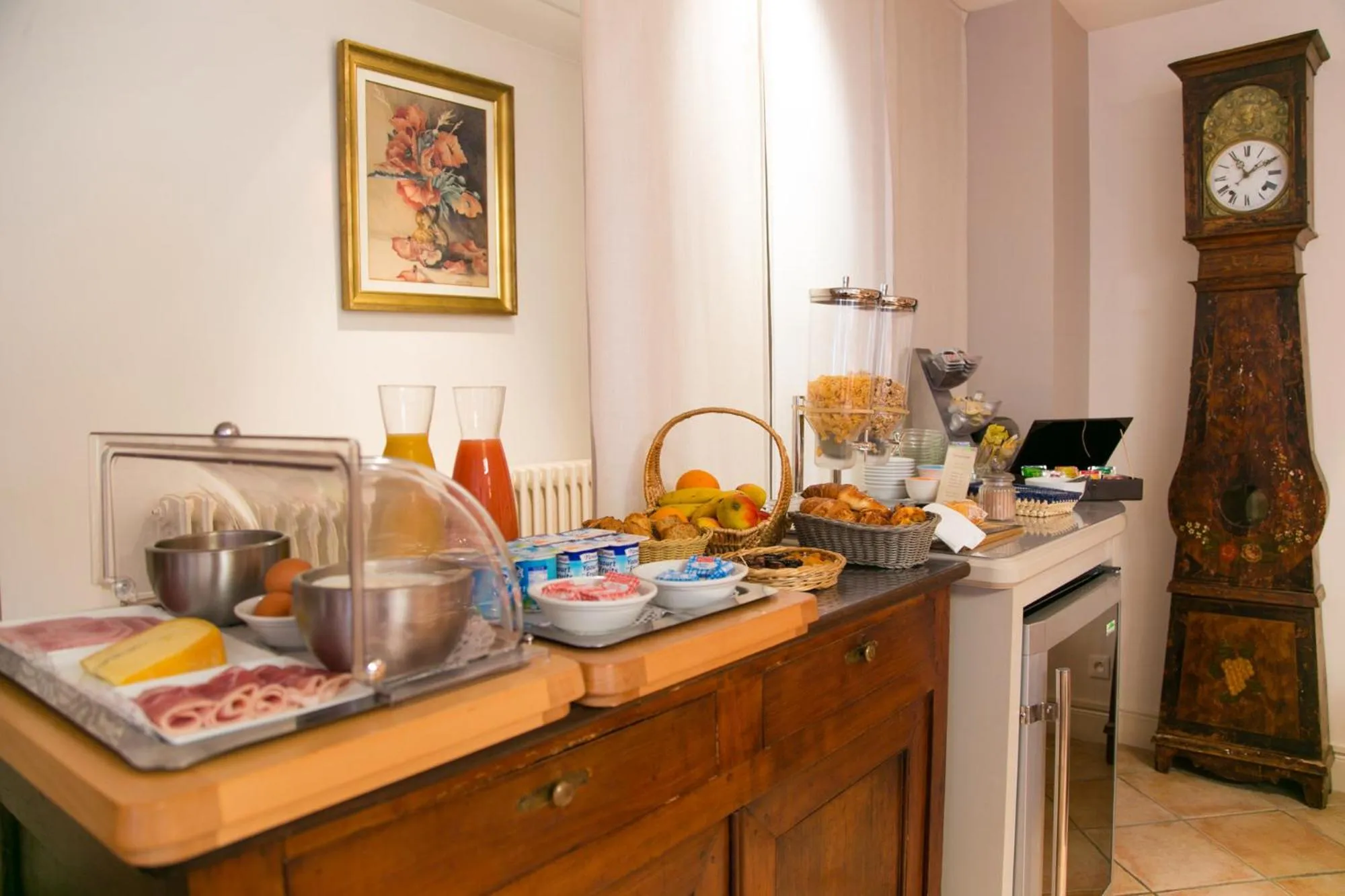 Food close-up in Logis Hôtel Auberge de la Rose