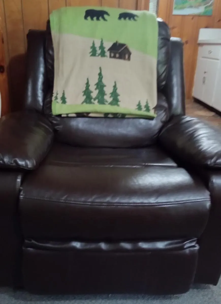 The Evening Shade River Lodge and Cabins