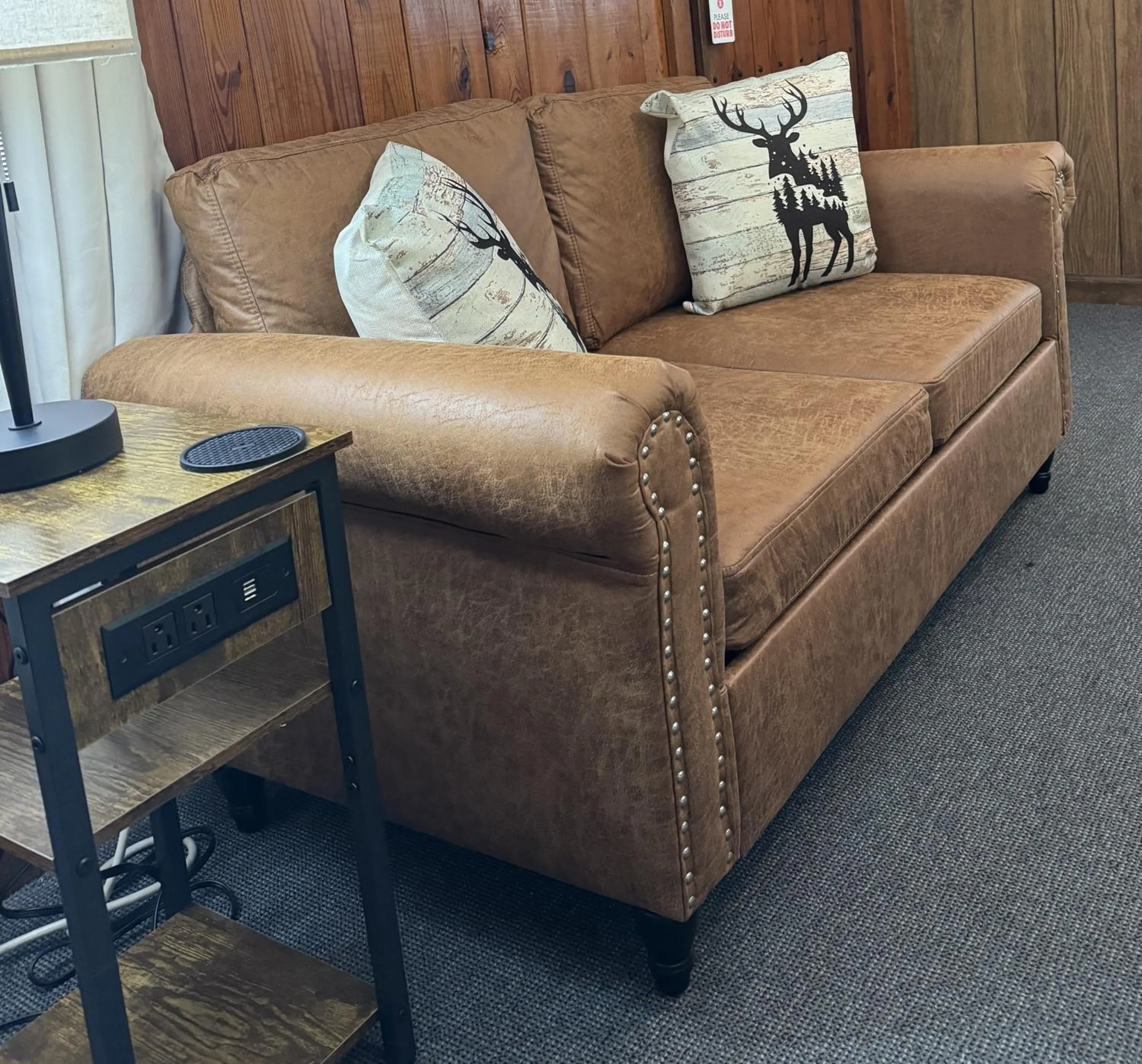 The Evening Shade River Lodge and Cabins