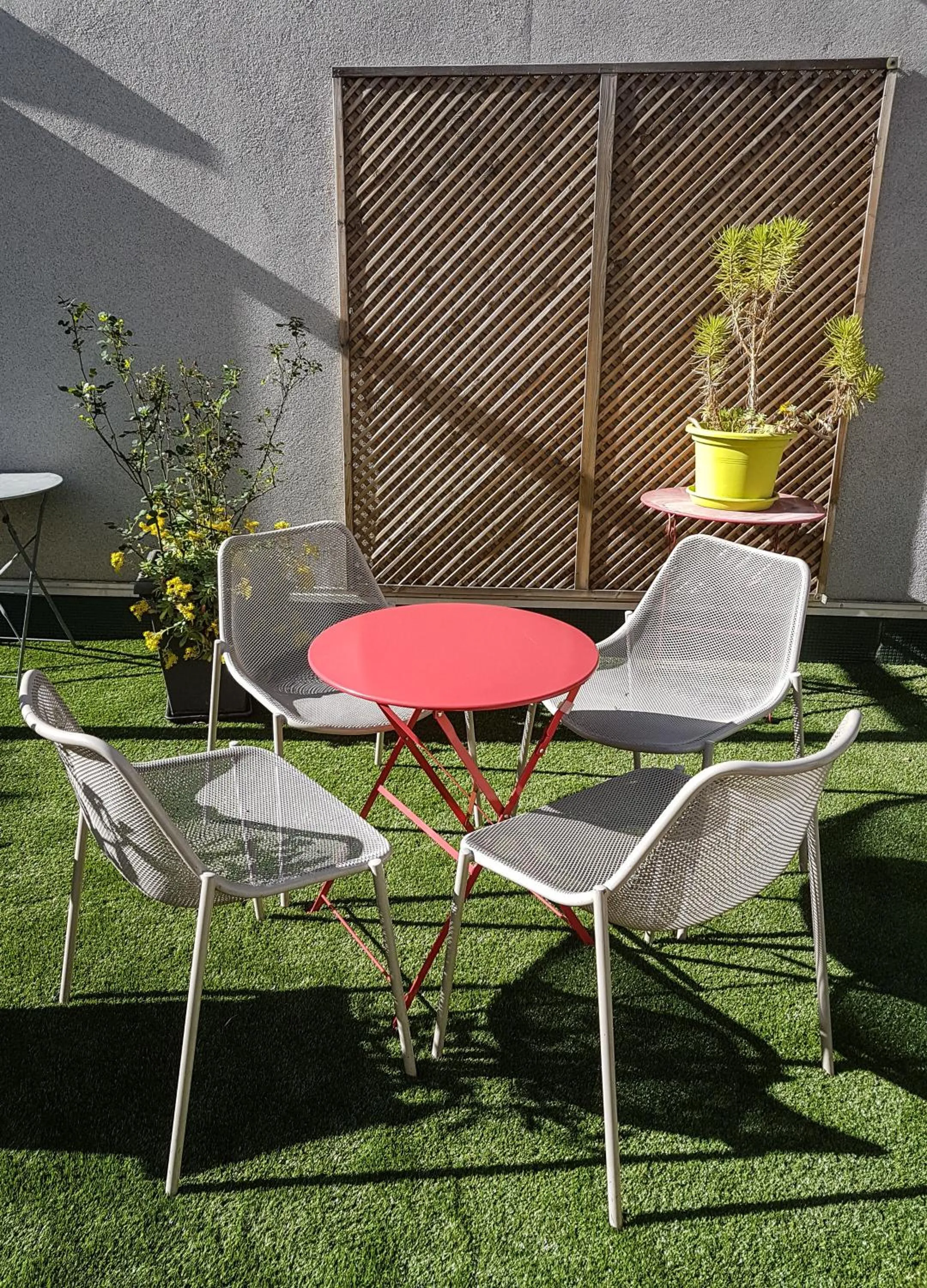 Patio in Esatitude Hotel