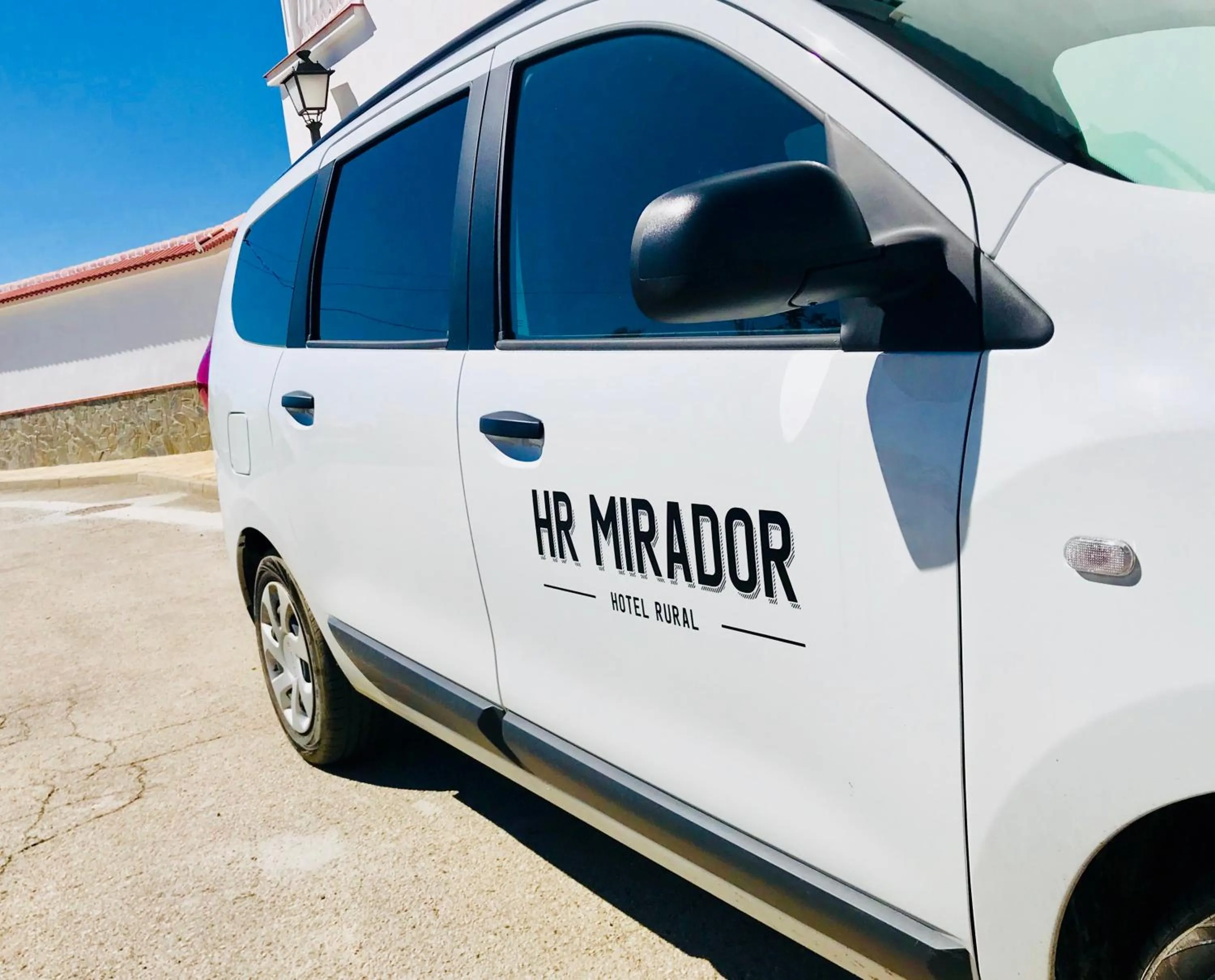 Property building in Hr Mirador