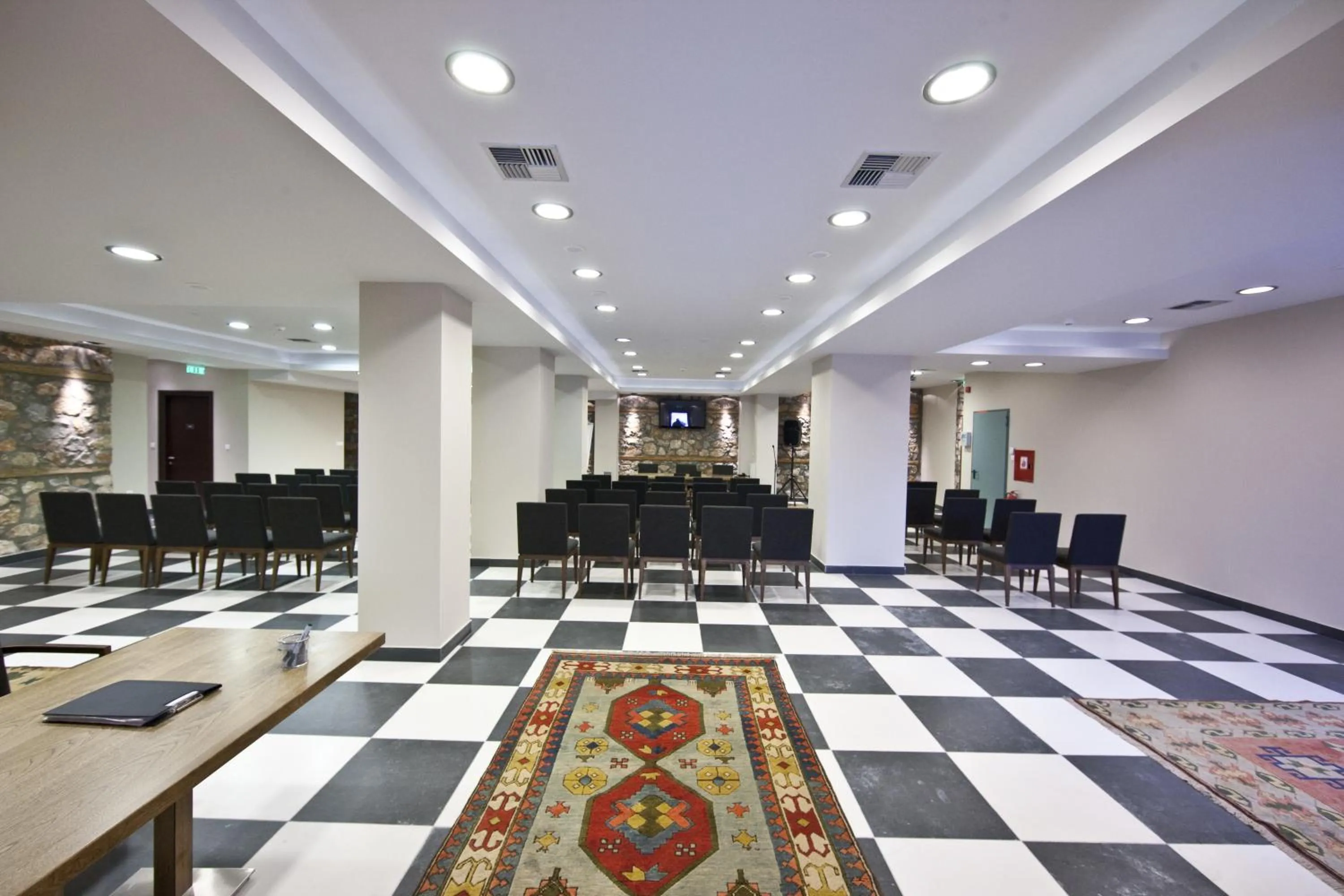 Activities in Miramonte Chalet Hotel Spa