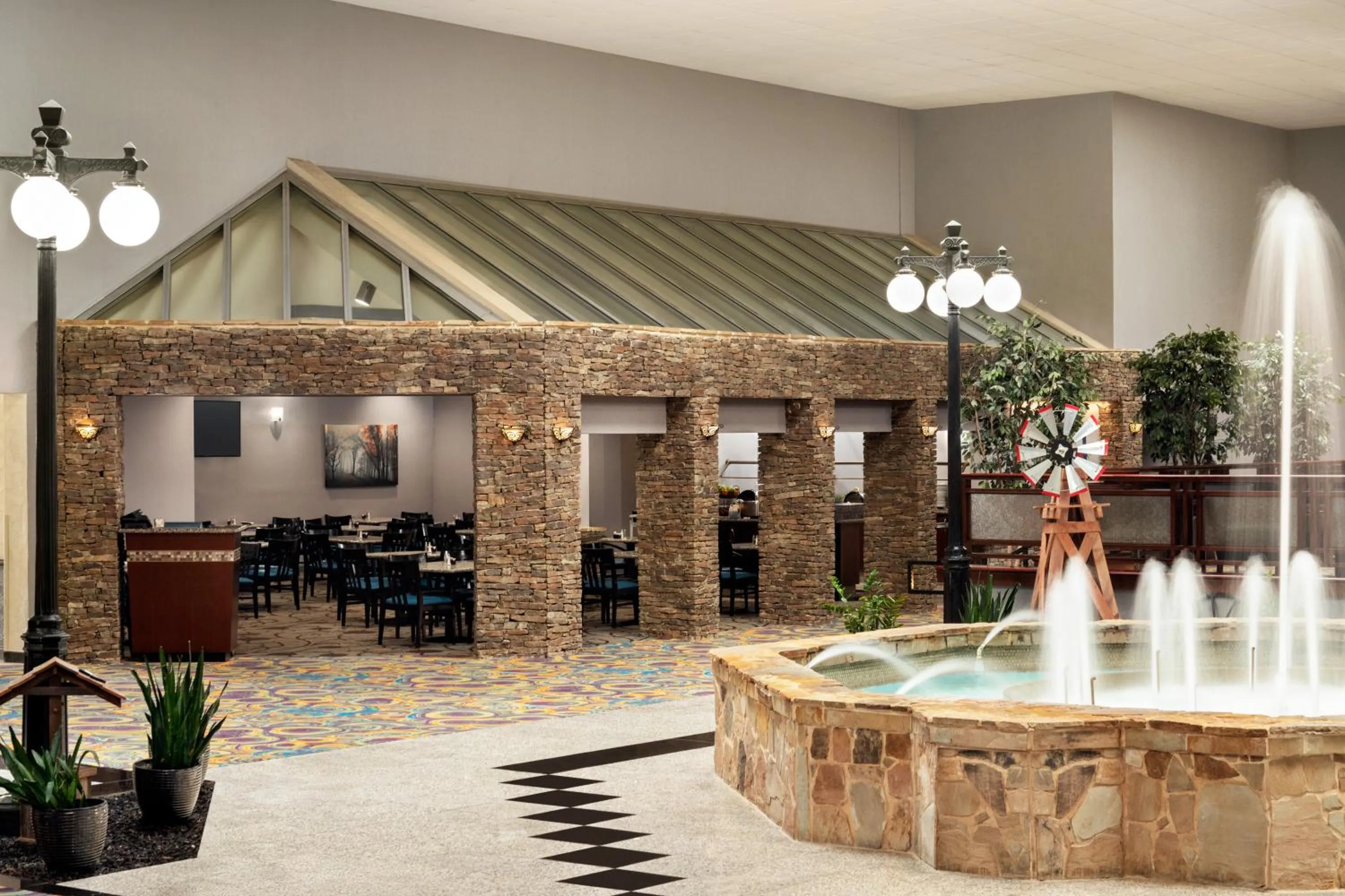 Restaurant/places to eat in Radisson Hotel Fort Worth North-Fossil Creek