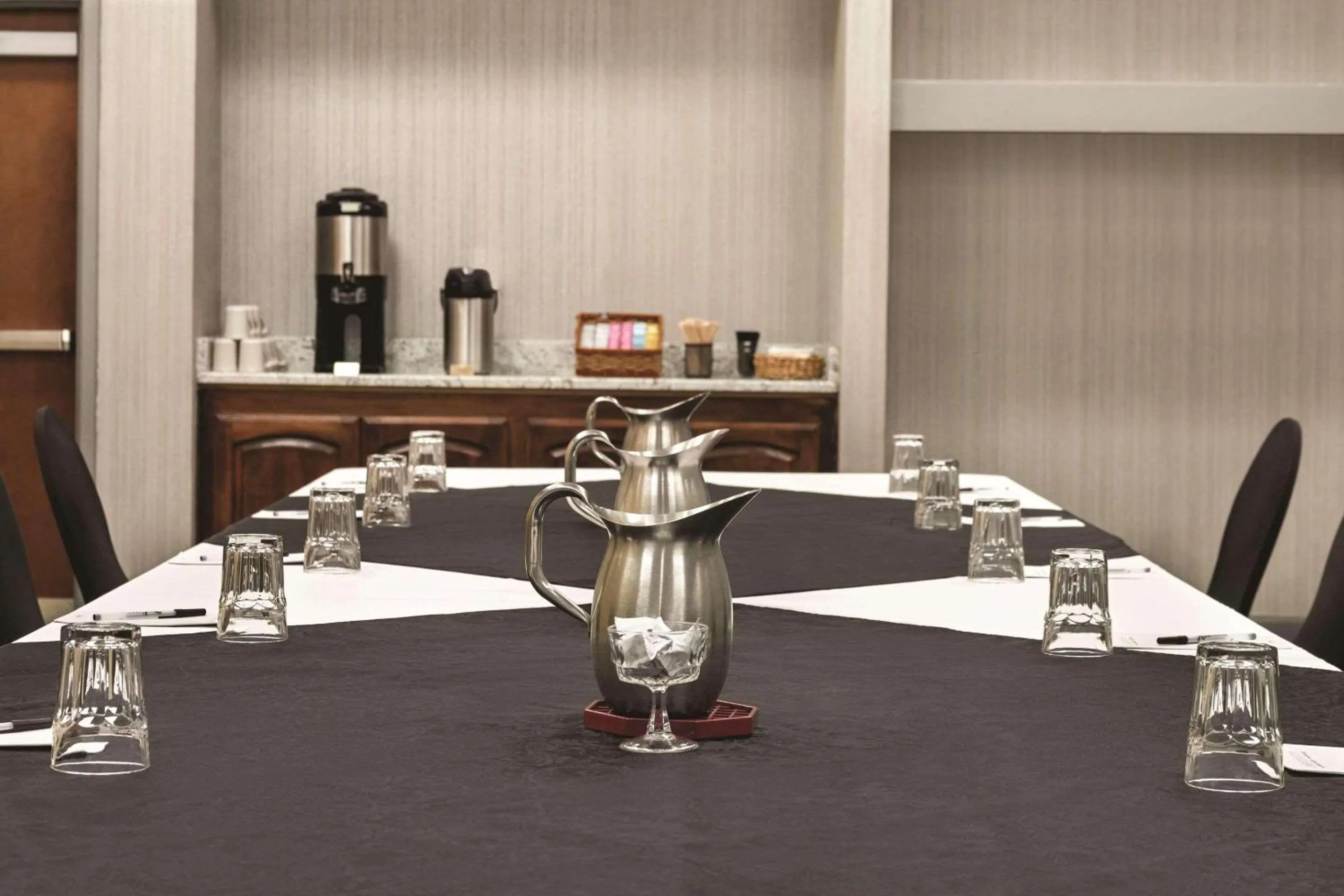 Meeting/conference room in Radisson Hotel Fort Worth North-Fossil Creek