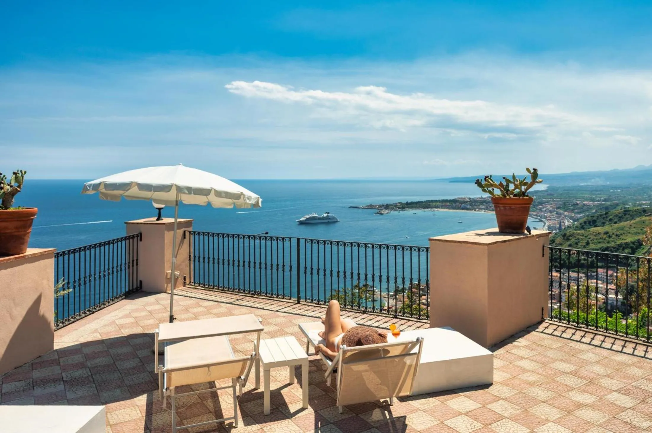 Balcony/Terrace in Excelsior Palace Hotel