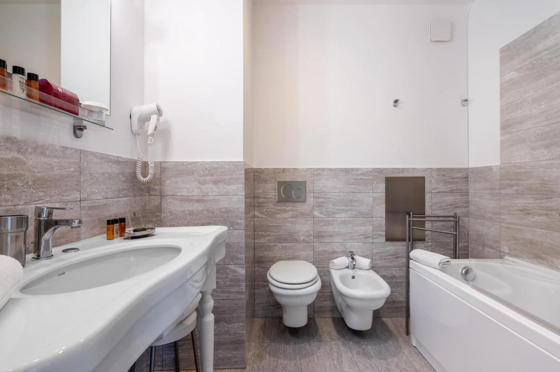 Bathroom in Excelsior Palace Hotel