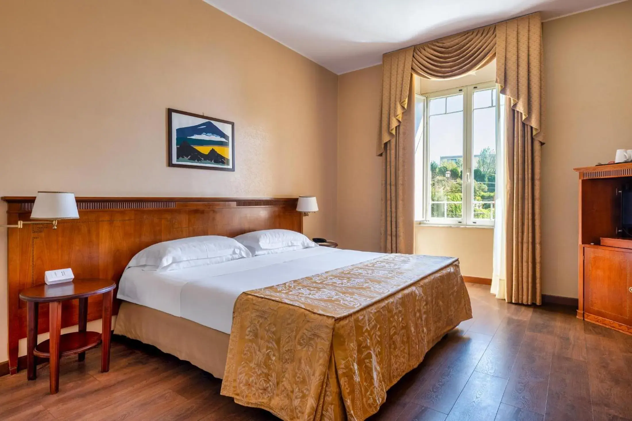 Double or Twin Room without View in Excelsior Palace Hotel Double or Twin Room without View in Excelsior Palace Hotel