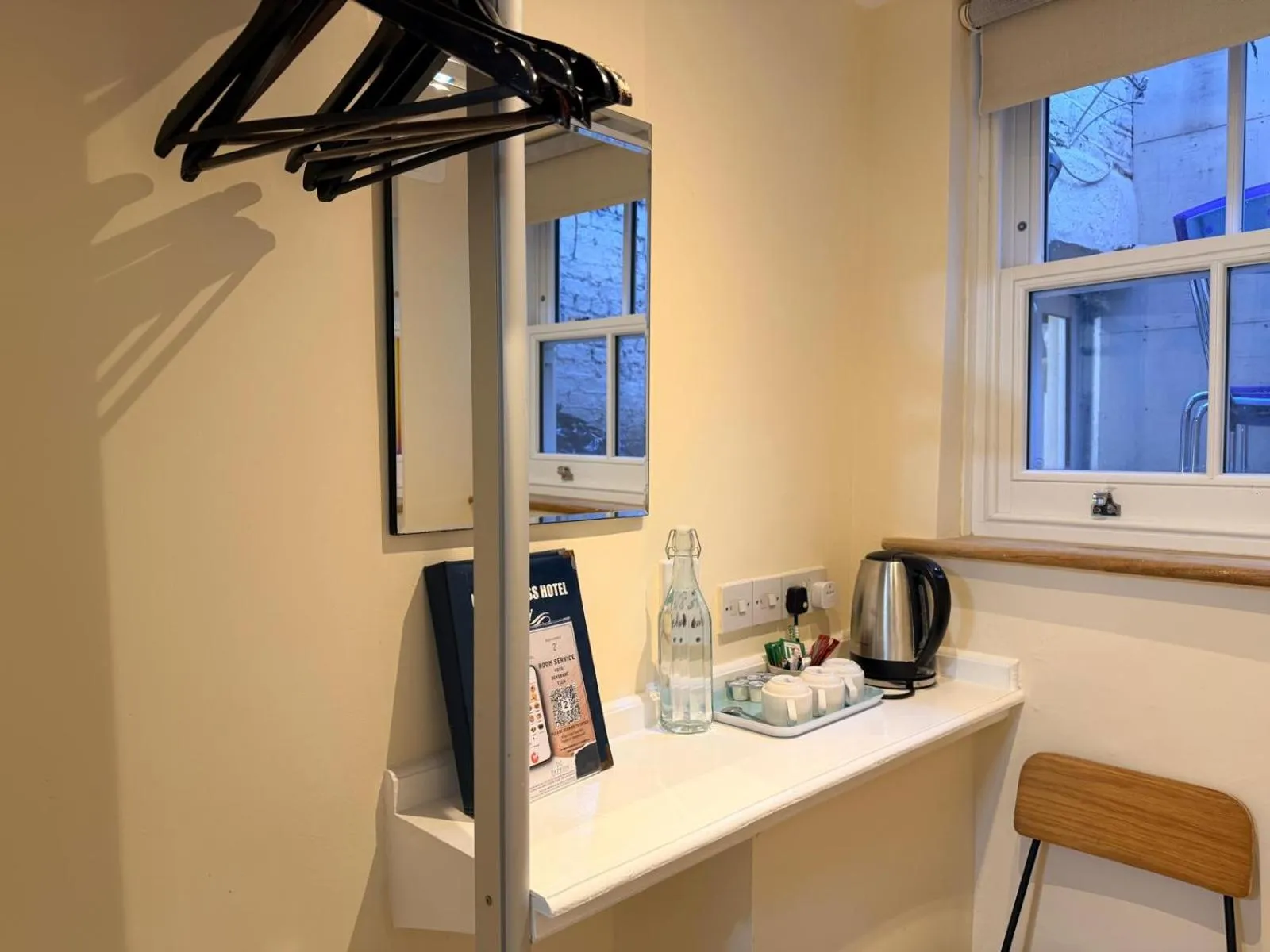 Coffee/tea facilities in Kings Cross Hotel London