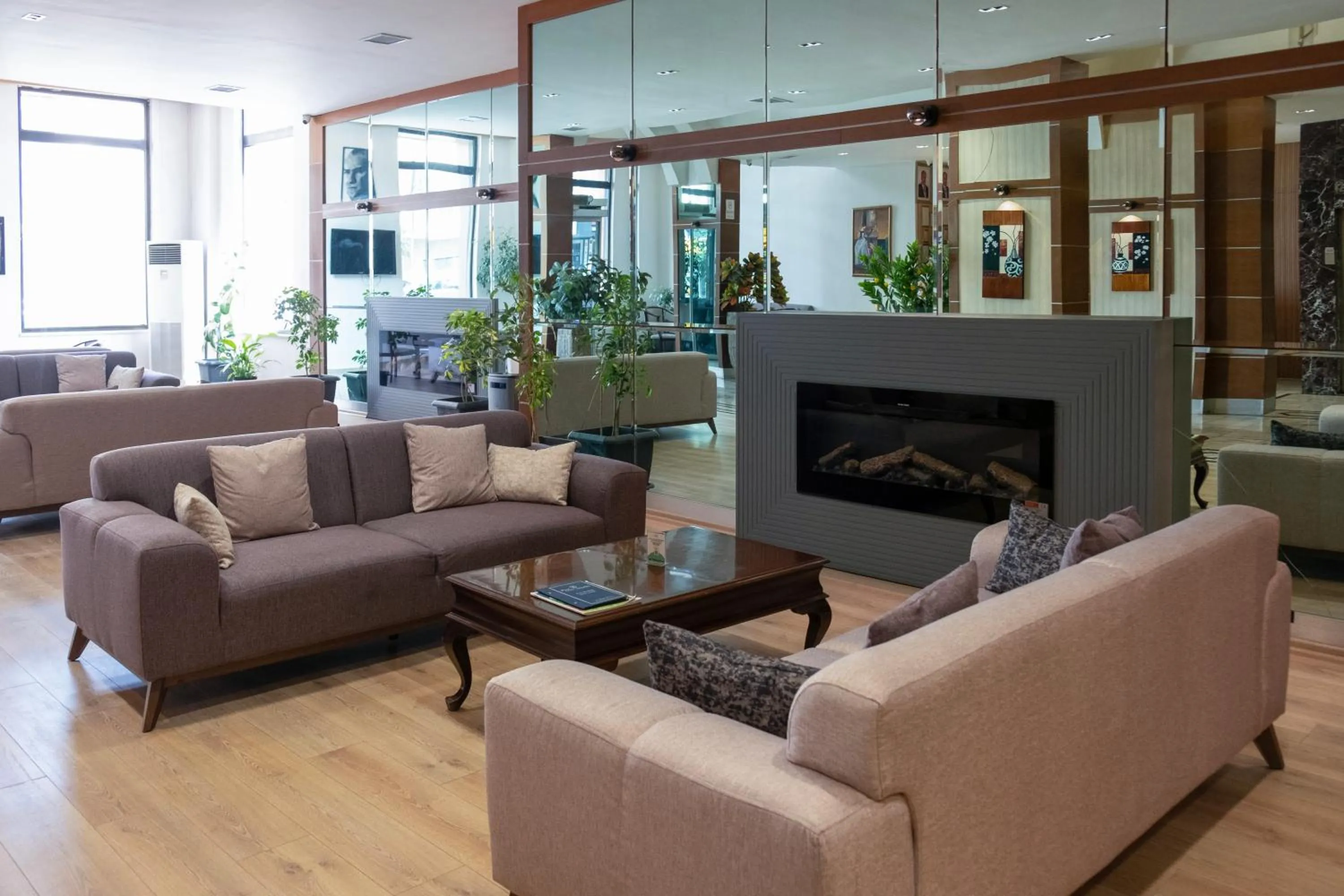 Seating area in Grand Keskin Otel