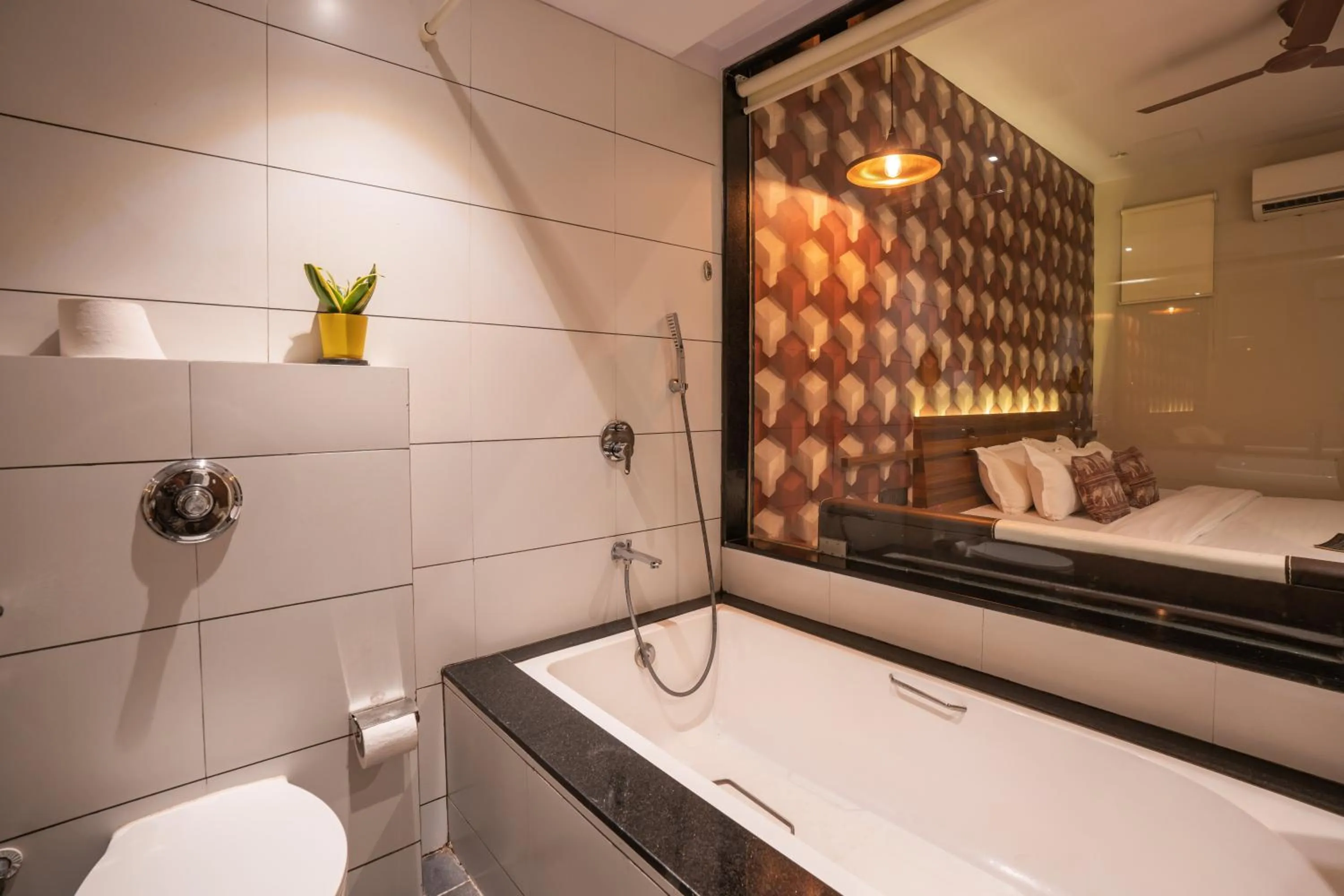 Shower in Zostel Mumbai