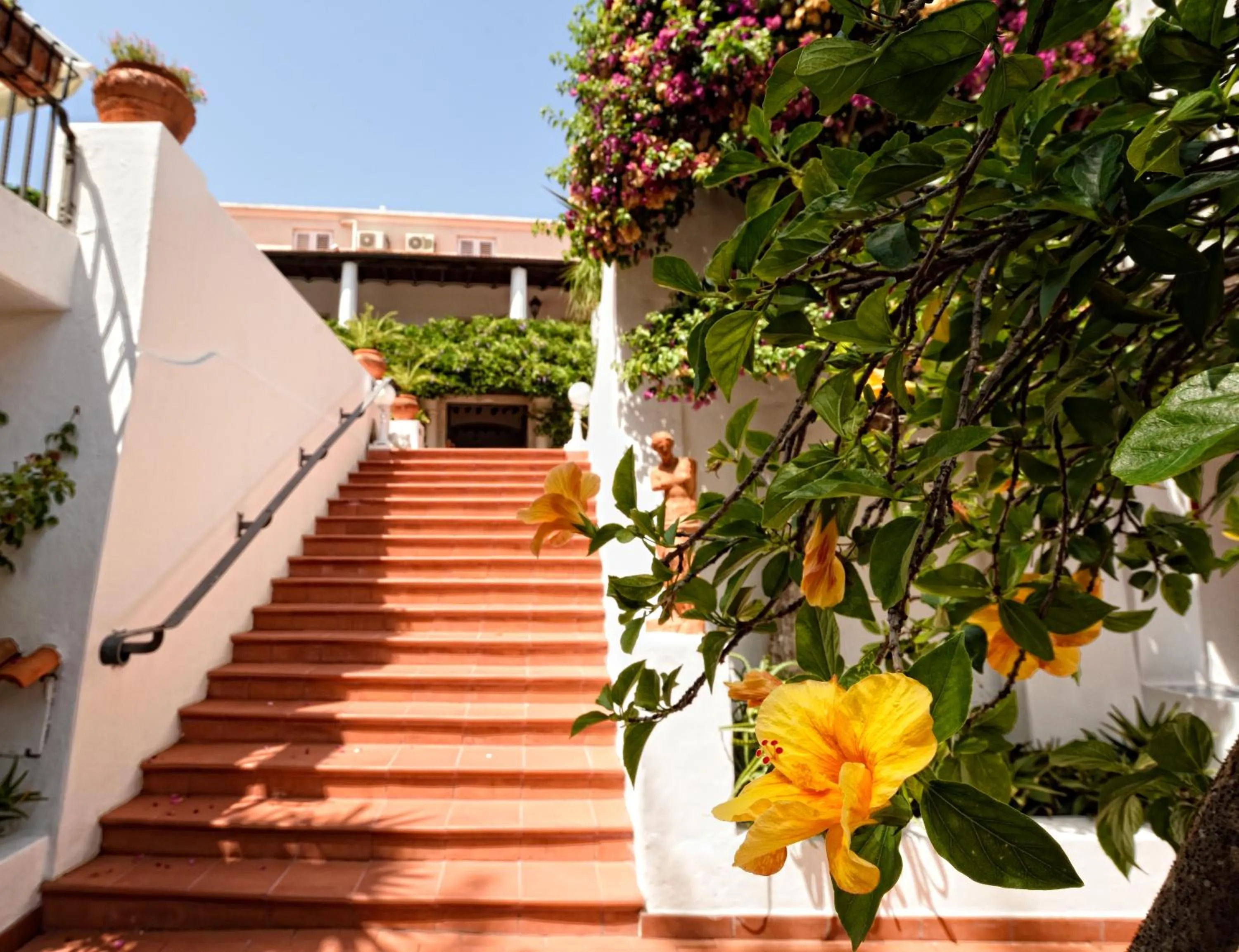 Facade/entrance in Gattopardo Park Hotel